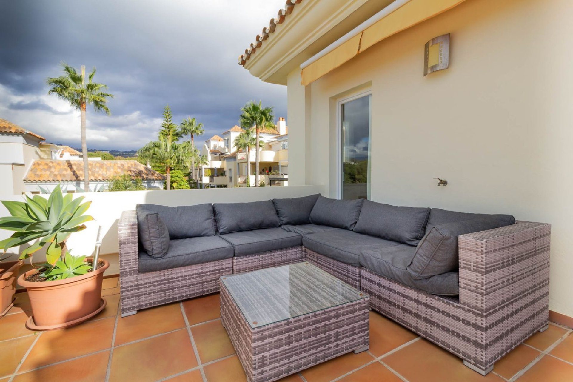 Resale - Apartment - Penthouse - Marbella - Artola