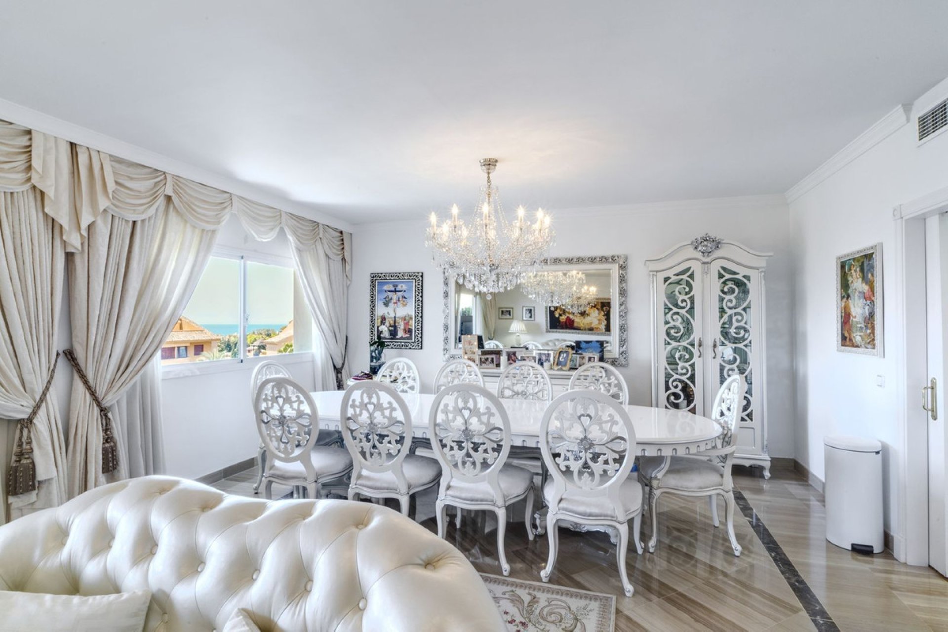 Resale - Apartment - Penthouse - Marbella - Bahía de Marbella