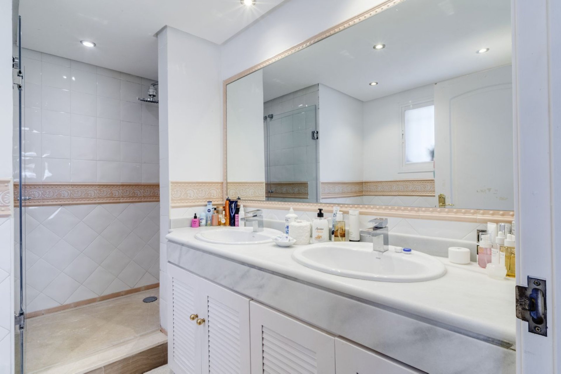 Resale - Apartment - Penthouse - Marbella - Bahía de Marbella