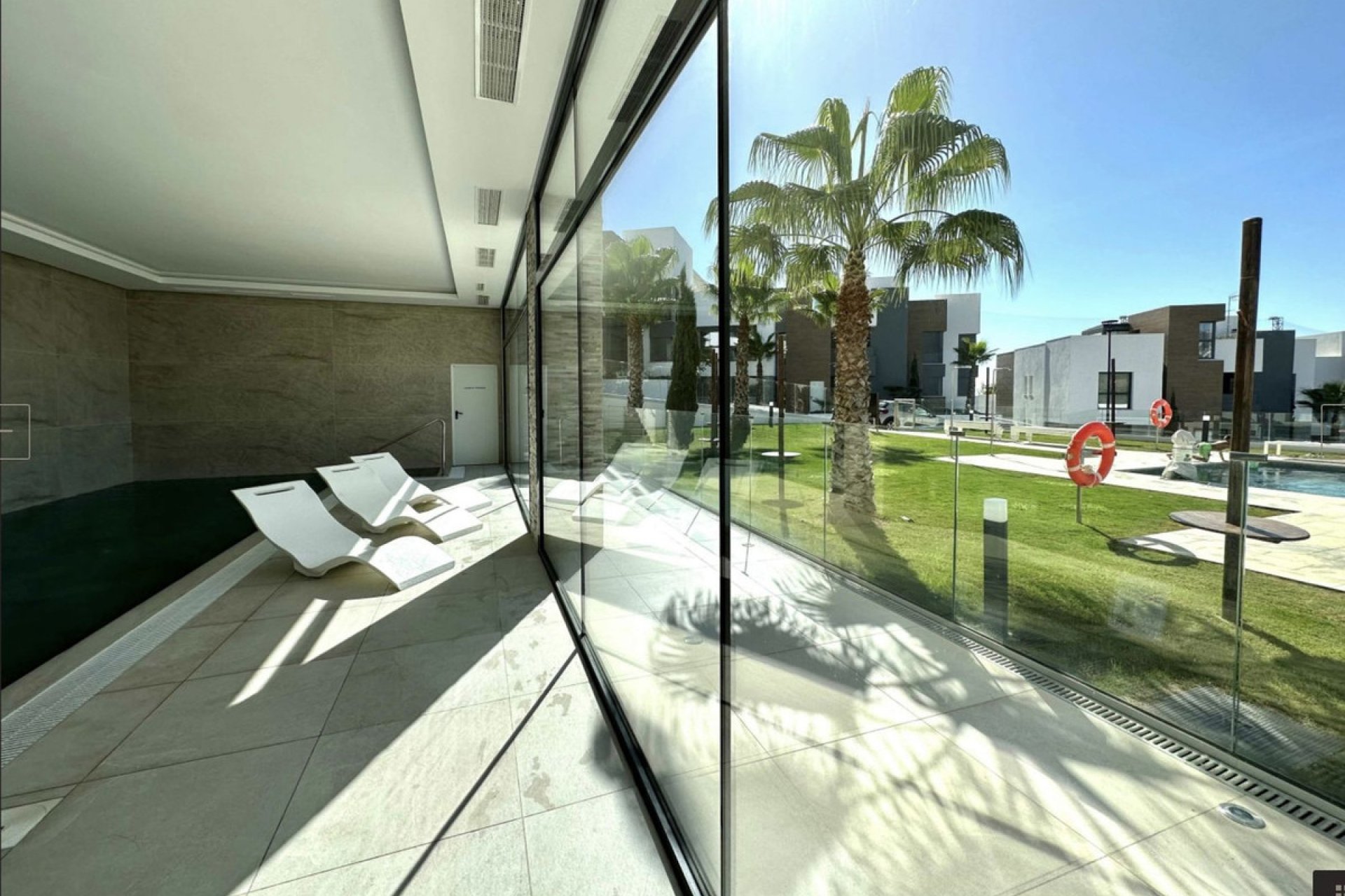 Resale - Apartment - Penthouse - Marbella - Cabopino
