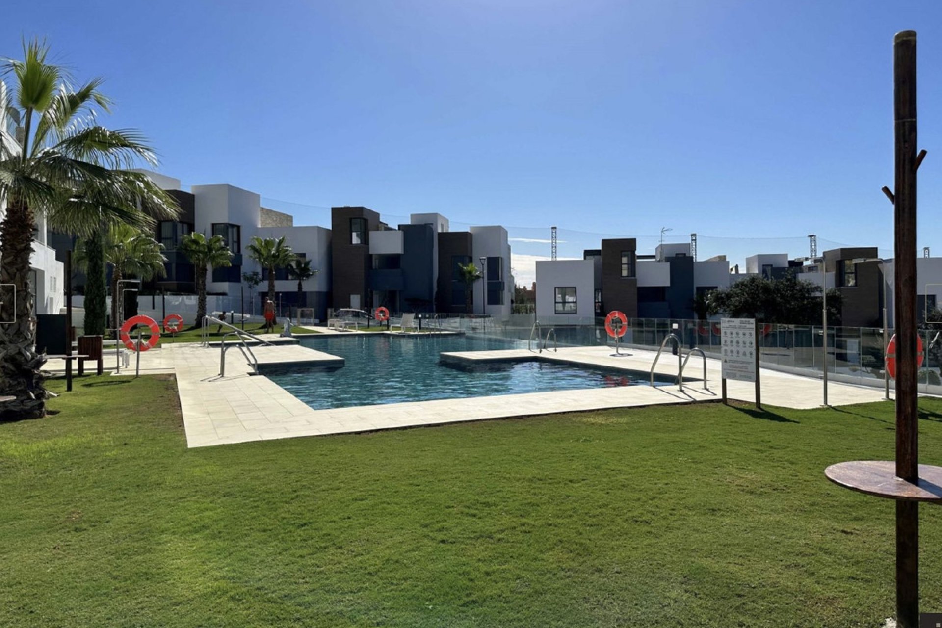 Resale - Apartment - Penthouse - Marbella - Cabopino