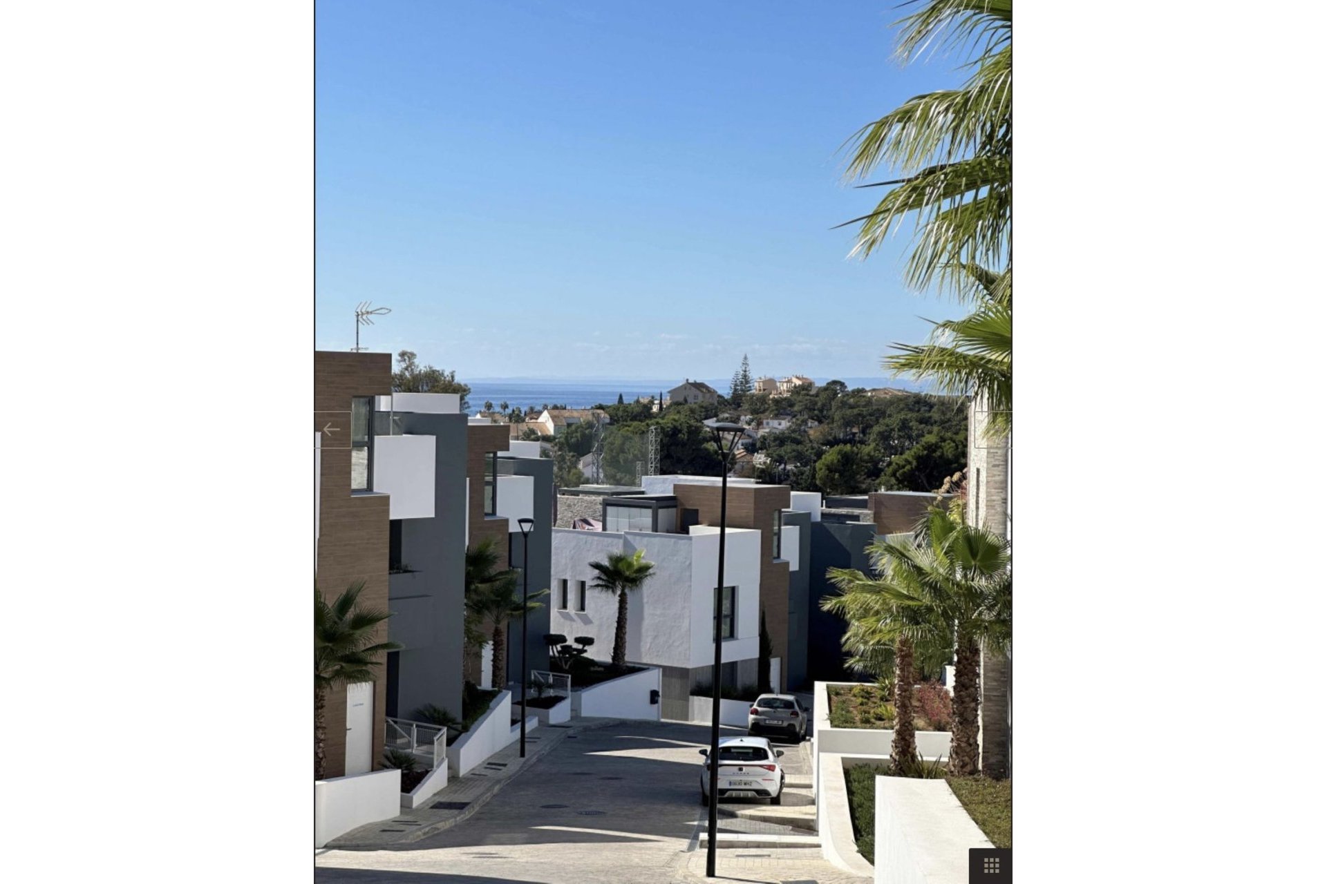 Resale - Apartment - Penthouse - Marbella - Cabopino