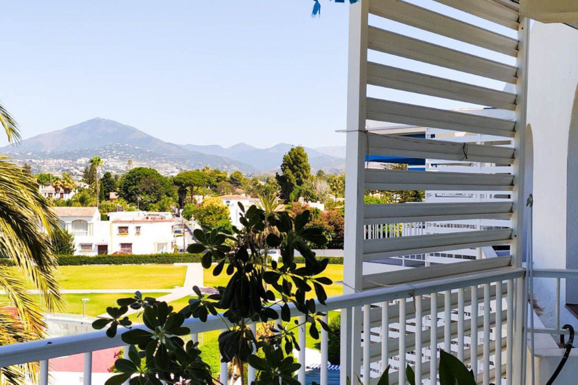 Resale - Apartment - Penthouse - Marbella - Cortijo Blanco