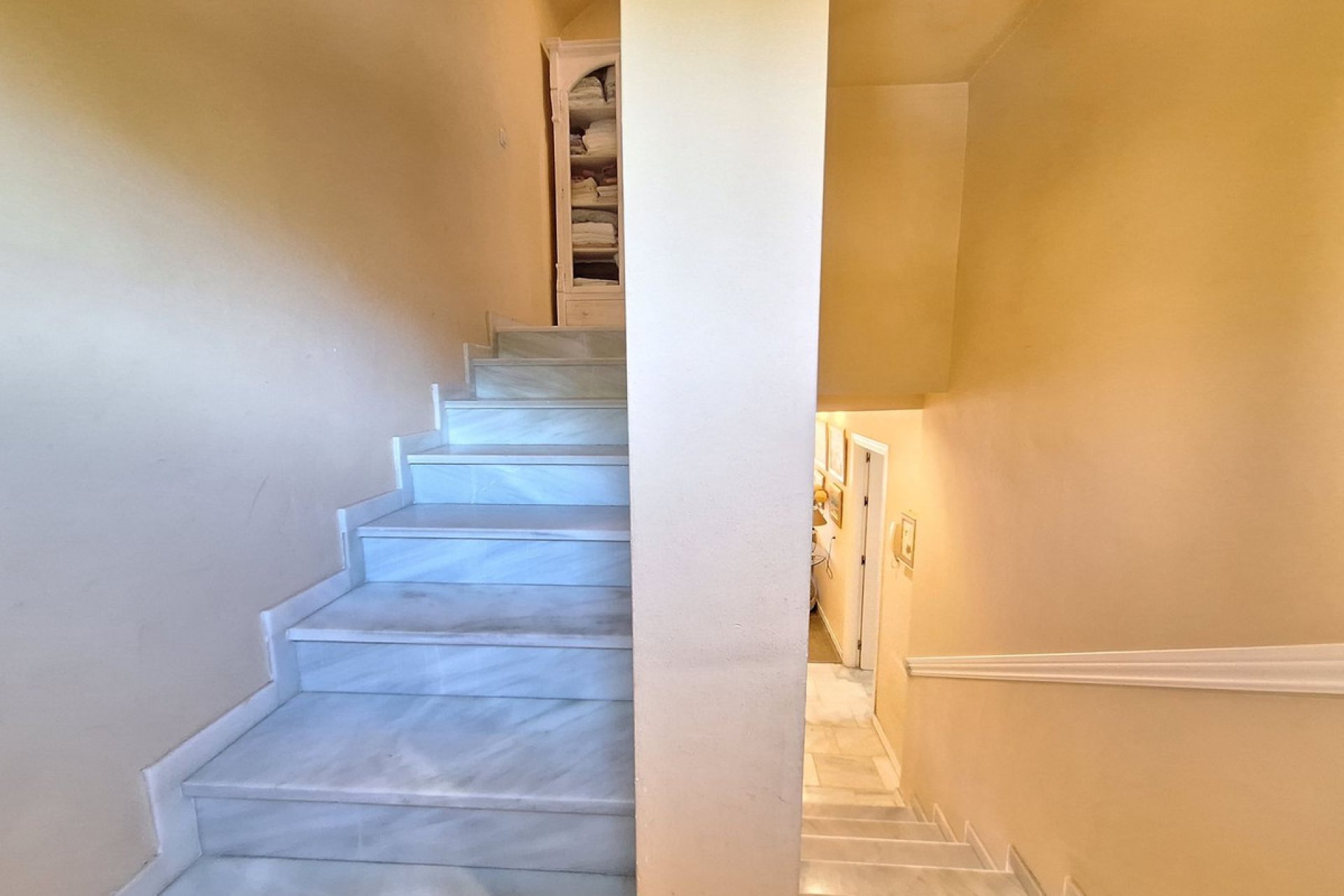 Resale - Apartment - Penthouse - Marbella - Elviria