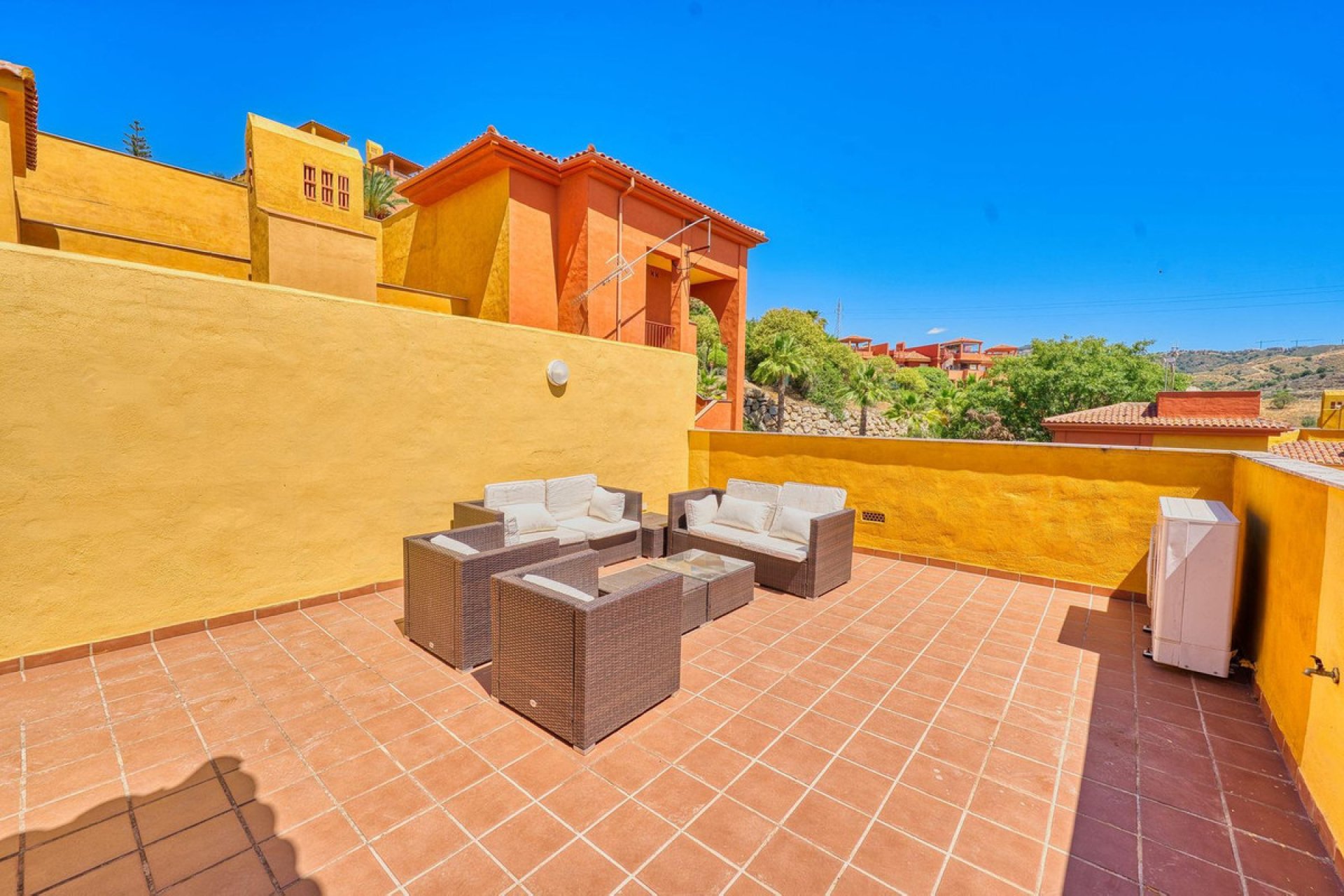 Resale - Apartment - Penthouse - Marbella - Elviria