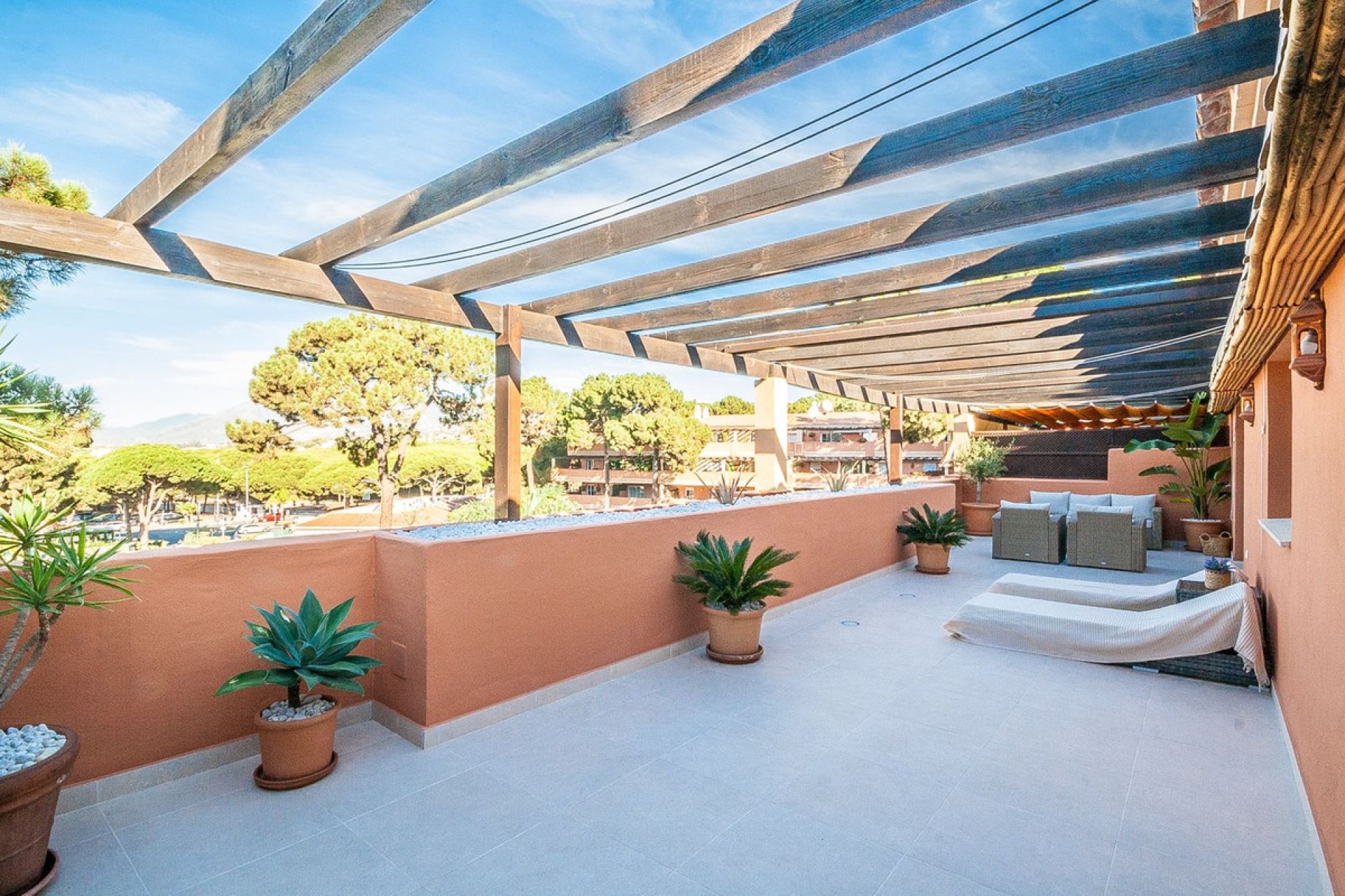 Resale - Apartment - Penthouse - Marbella - Elviria