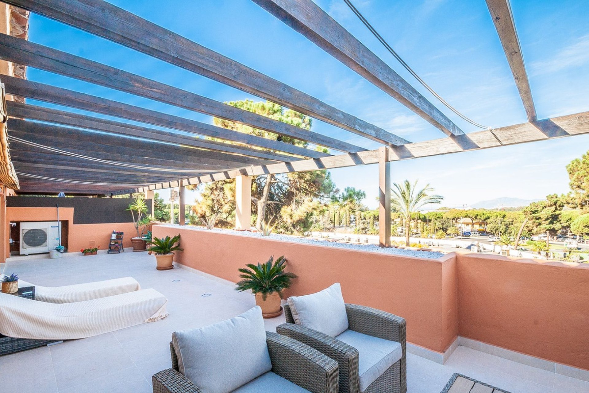 Resale - Apartment - Penthouse - Marbella - Elviria