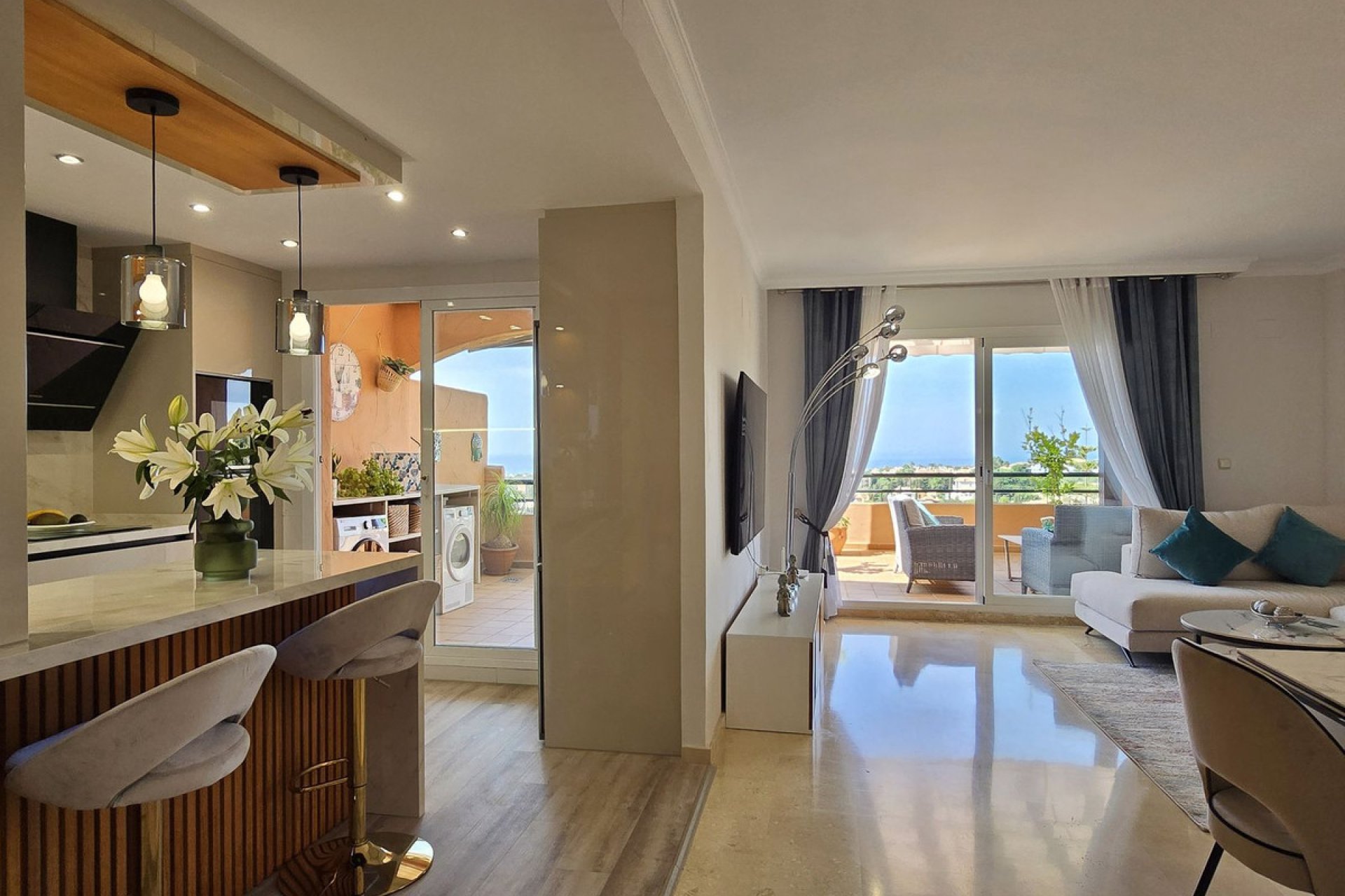 Resale - Apartment - Penthouse - Marbella - Elviria