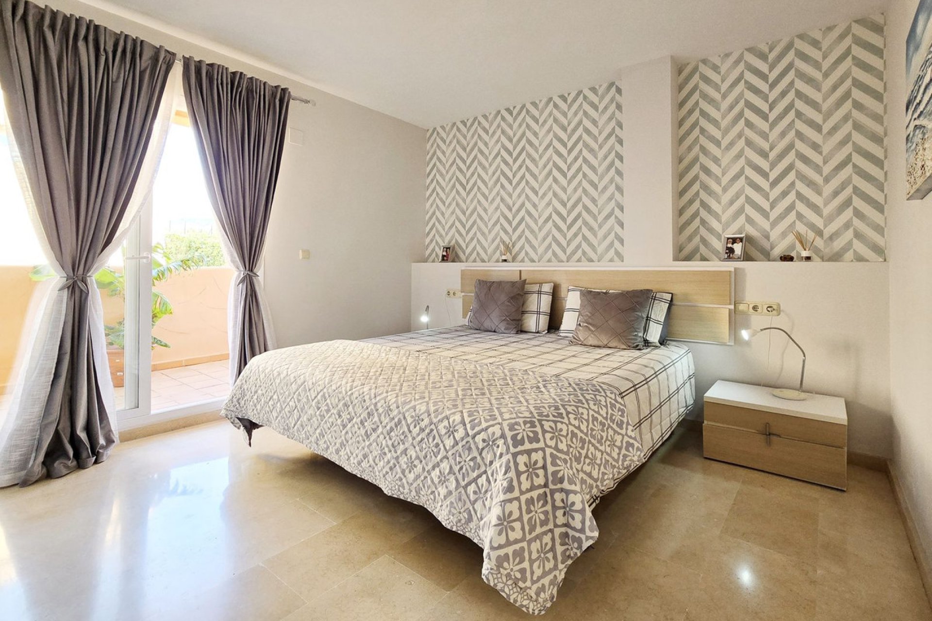 Resale - Apartment - Penthouse - Marbella - Elviria