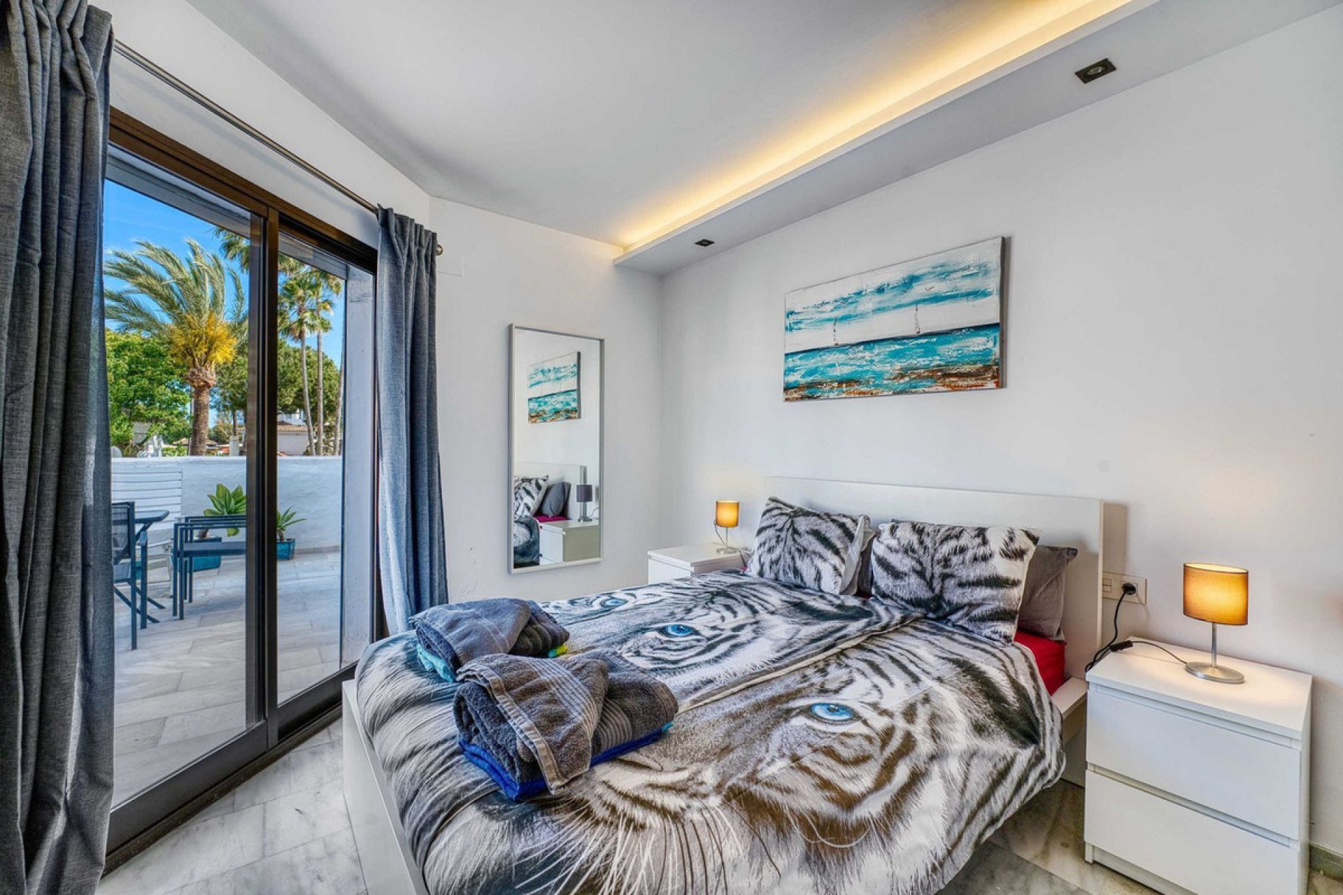 Resale - Apartment - Penthouse - Marbella - Elviria