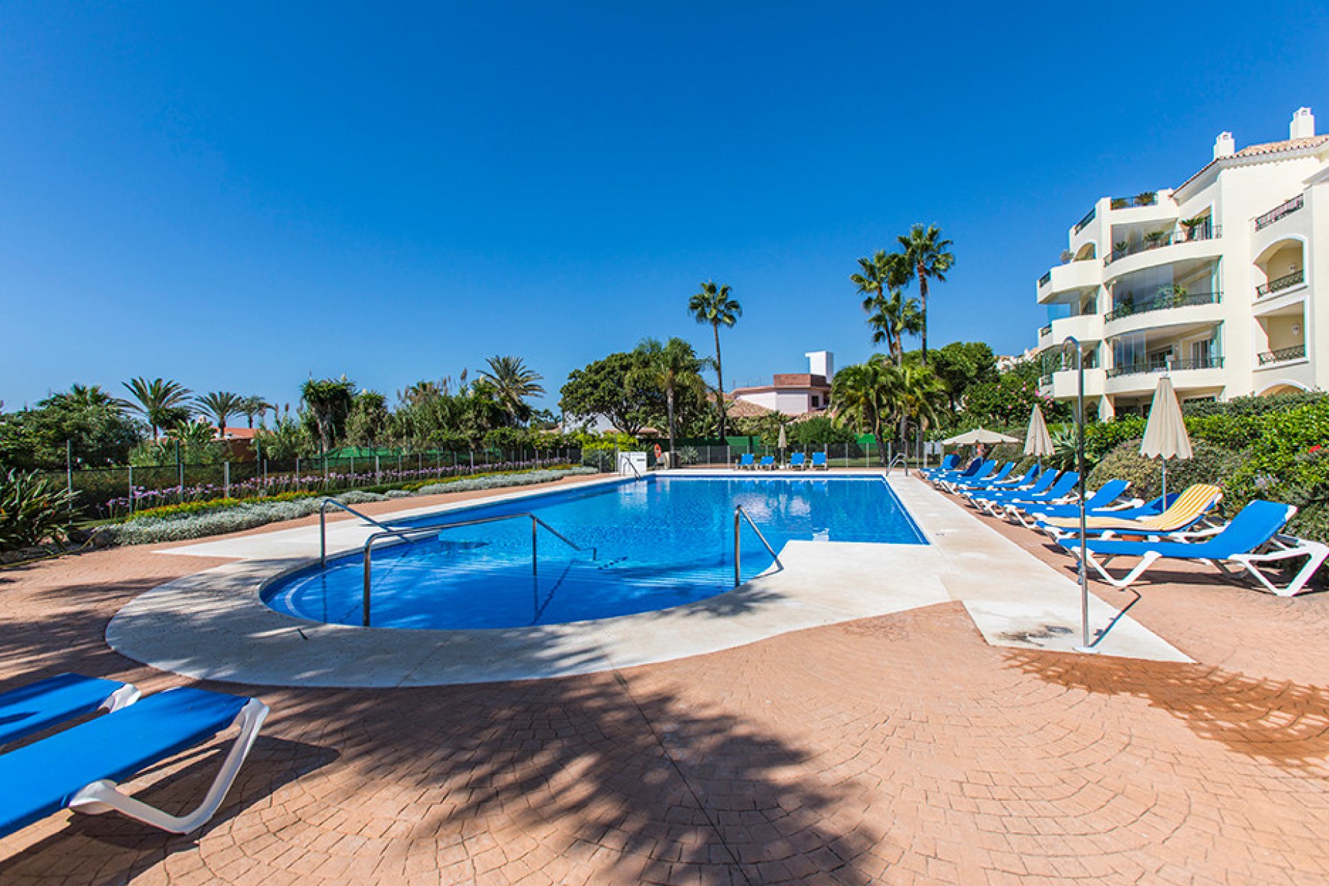 Resale - Apartment - Penthouse - Marbella - Elviria