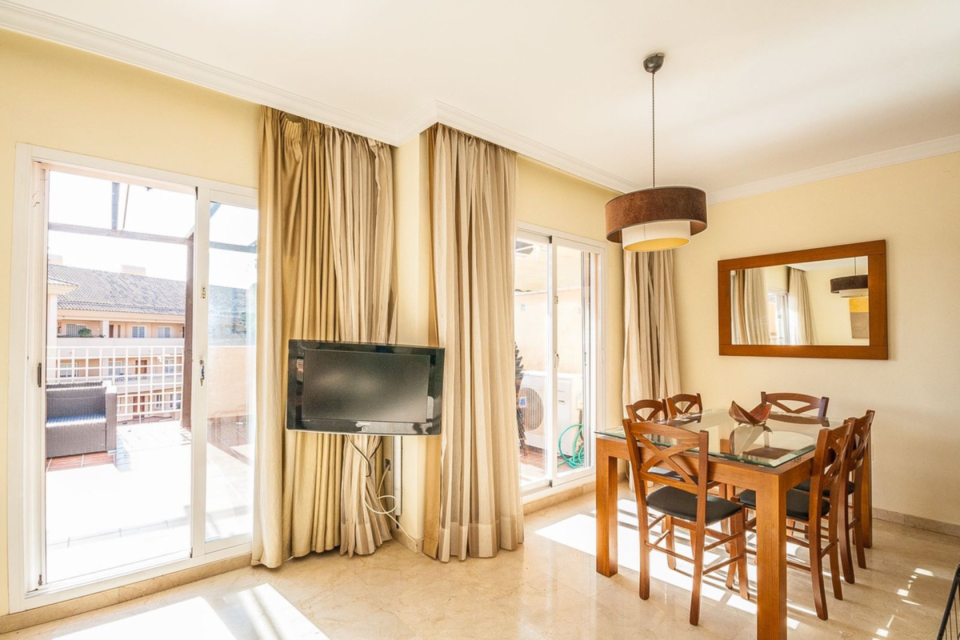 Resale - Apartment - Penthouse - Marbella - Elviria