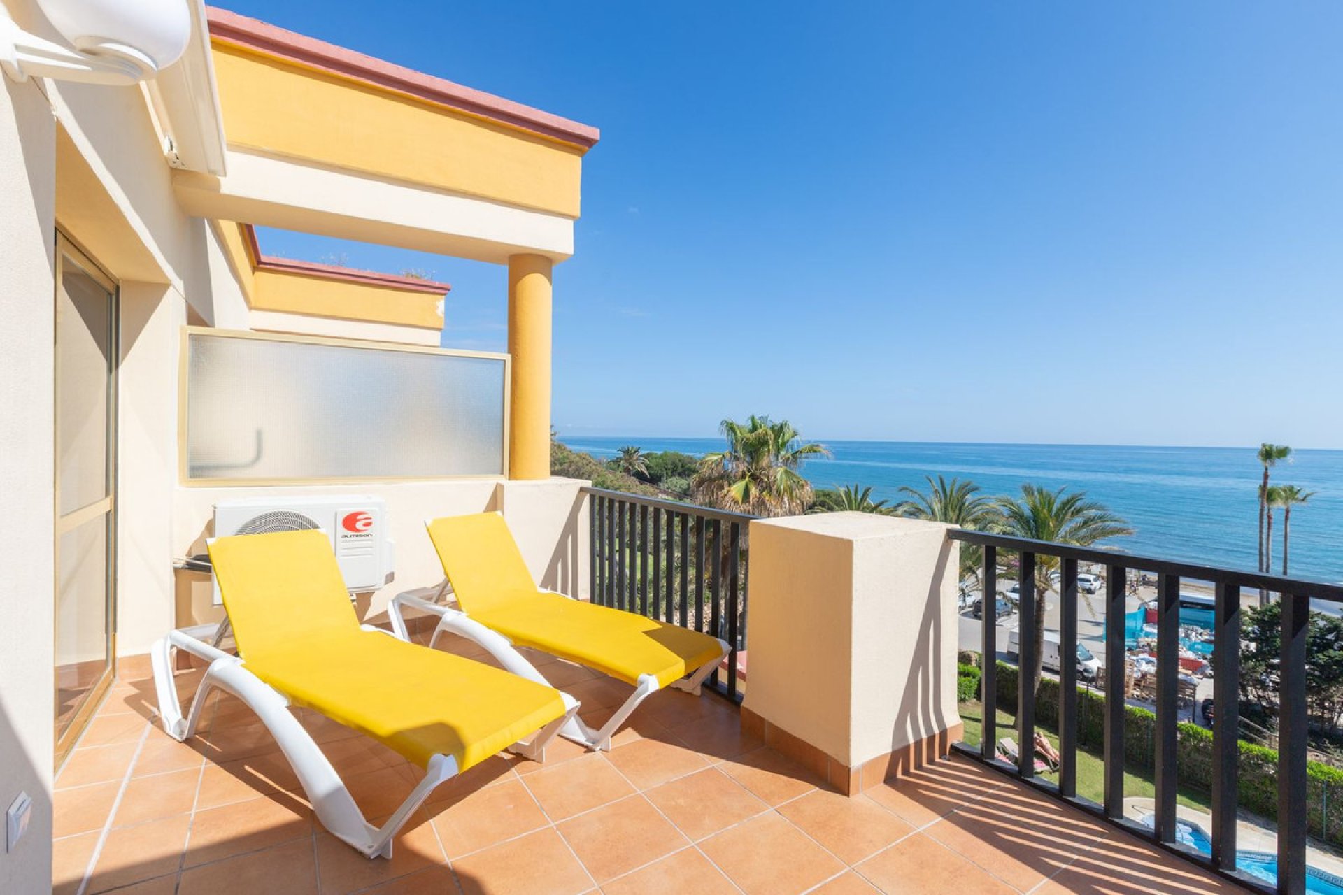Resale - Apartment - Penthouse - Marbella - Elviria