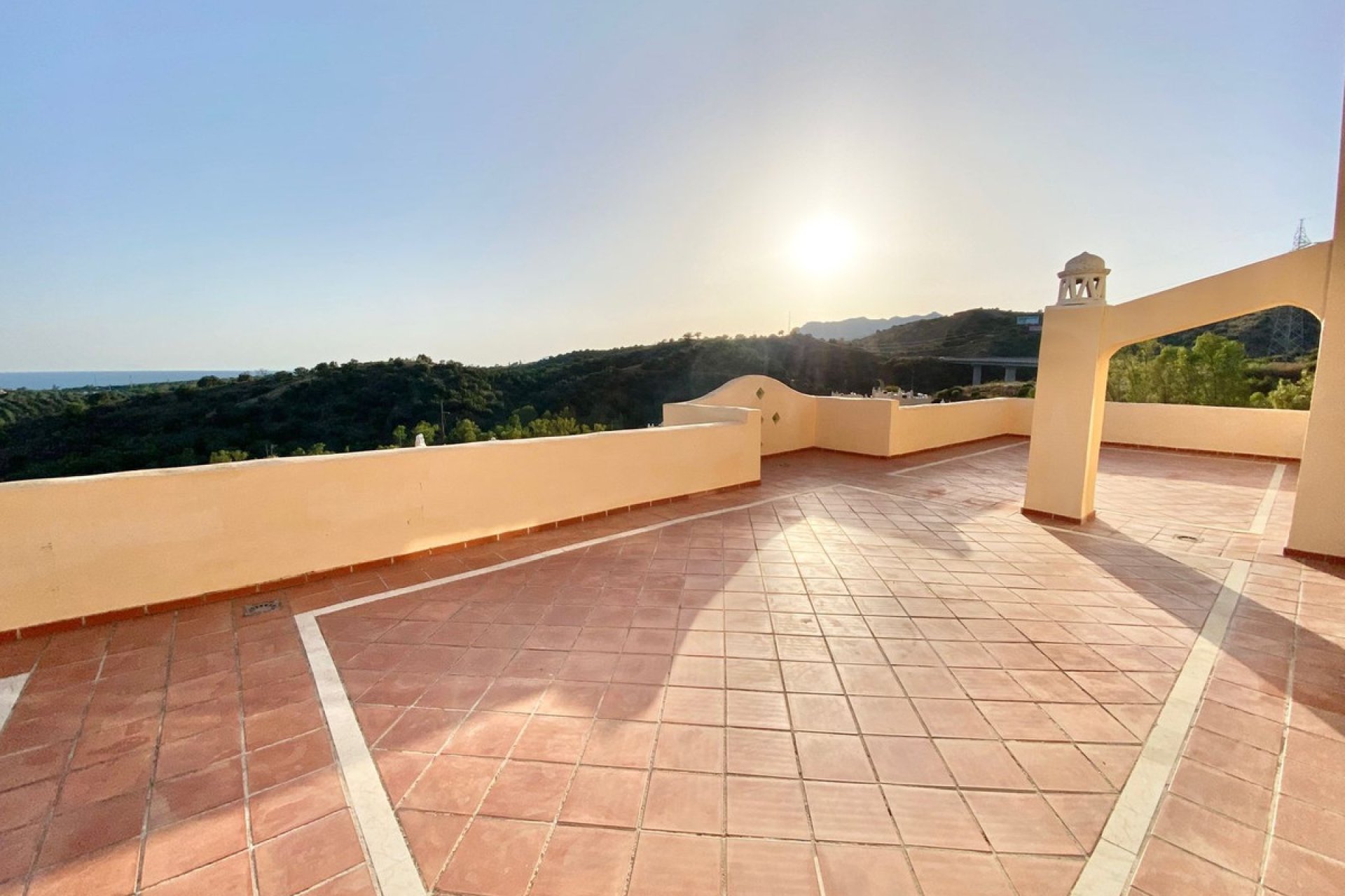 Resale - Apartment - Penthouse - Marbella - Elviria