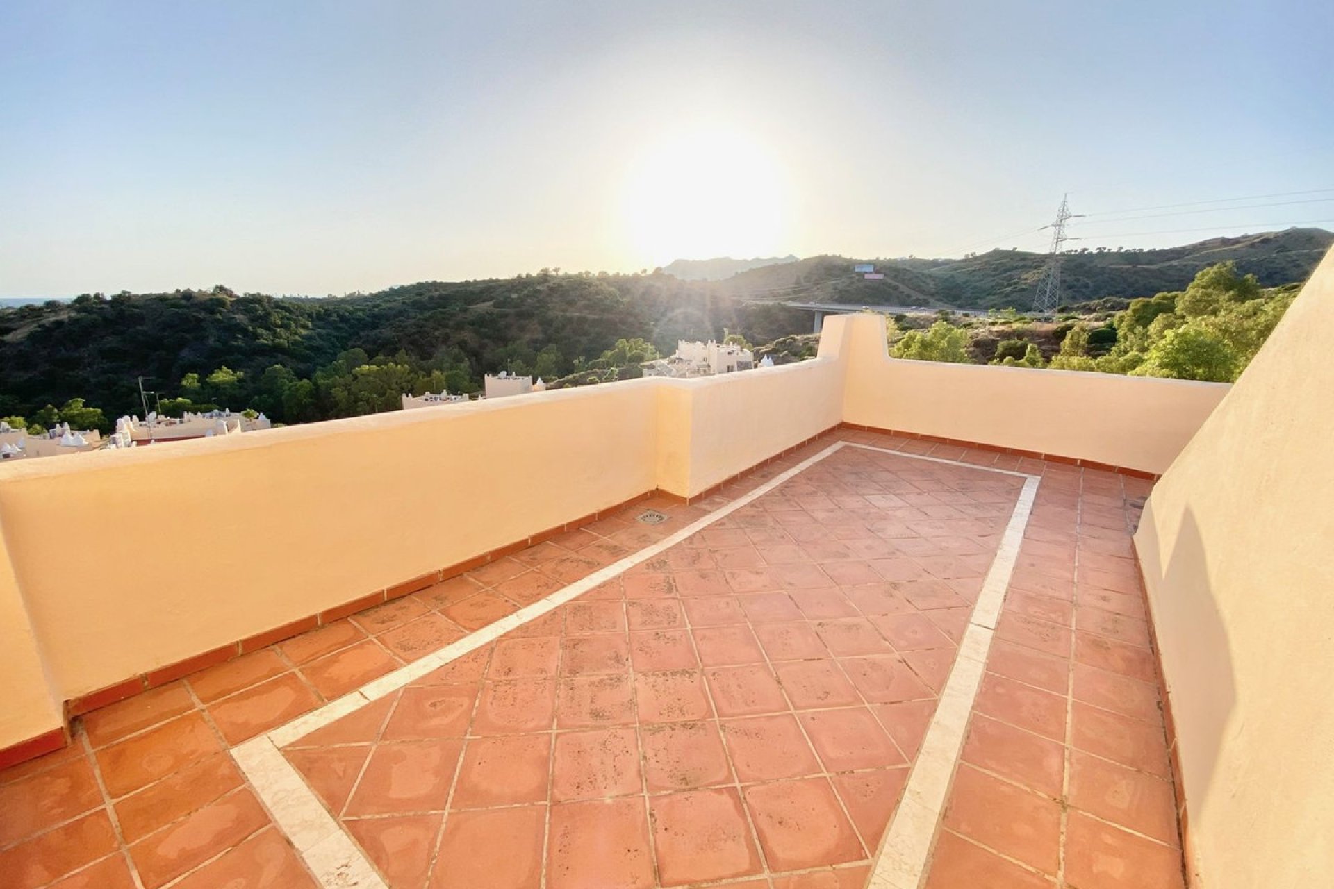 Resale - Apartment - Penthouse - Marbella - Elviria