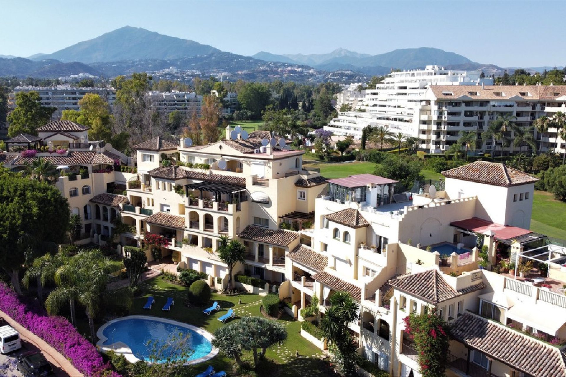 Resale - Apartment - Penthouse - Marbella - Guadalmina Alta