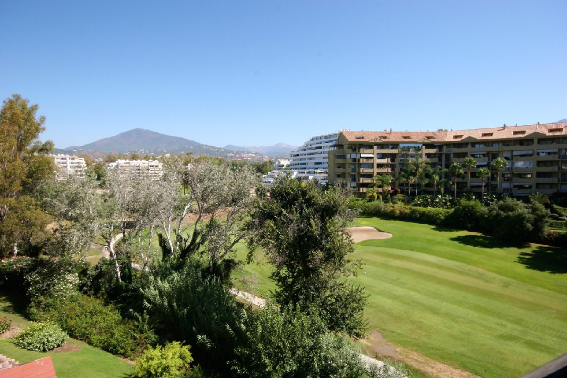 Resale - Apartment - Penthouse - Marbella - Guadalmina Alta