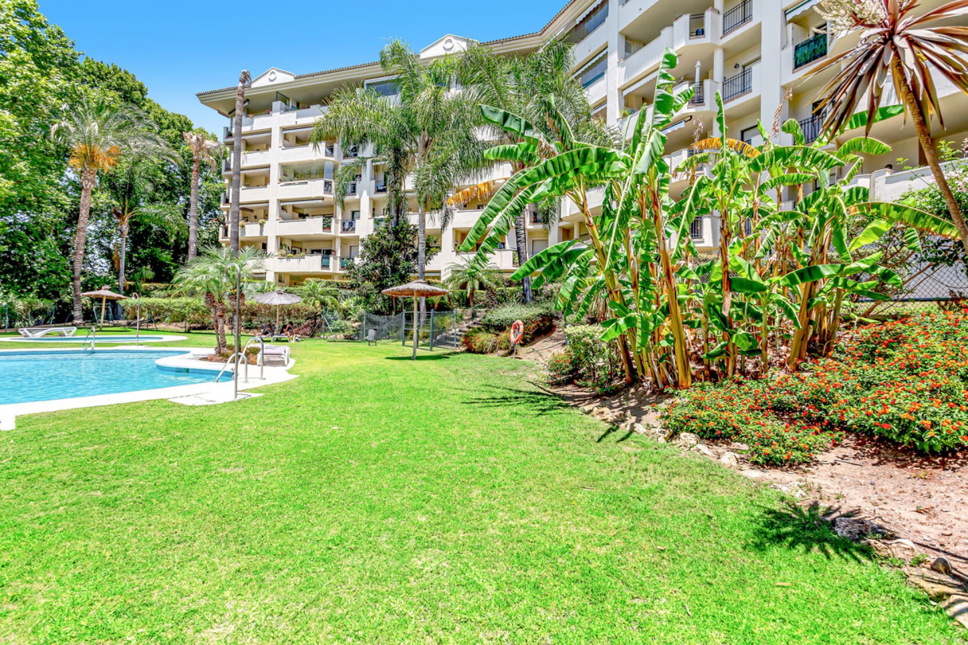 Resale - Apartment - Penthouse - Marbella - Guadalmina Alta