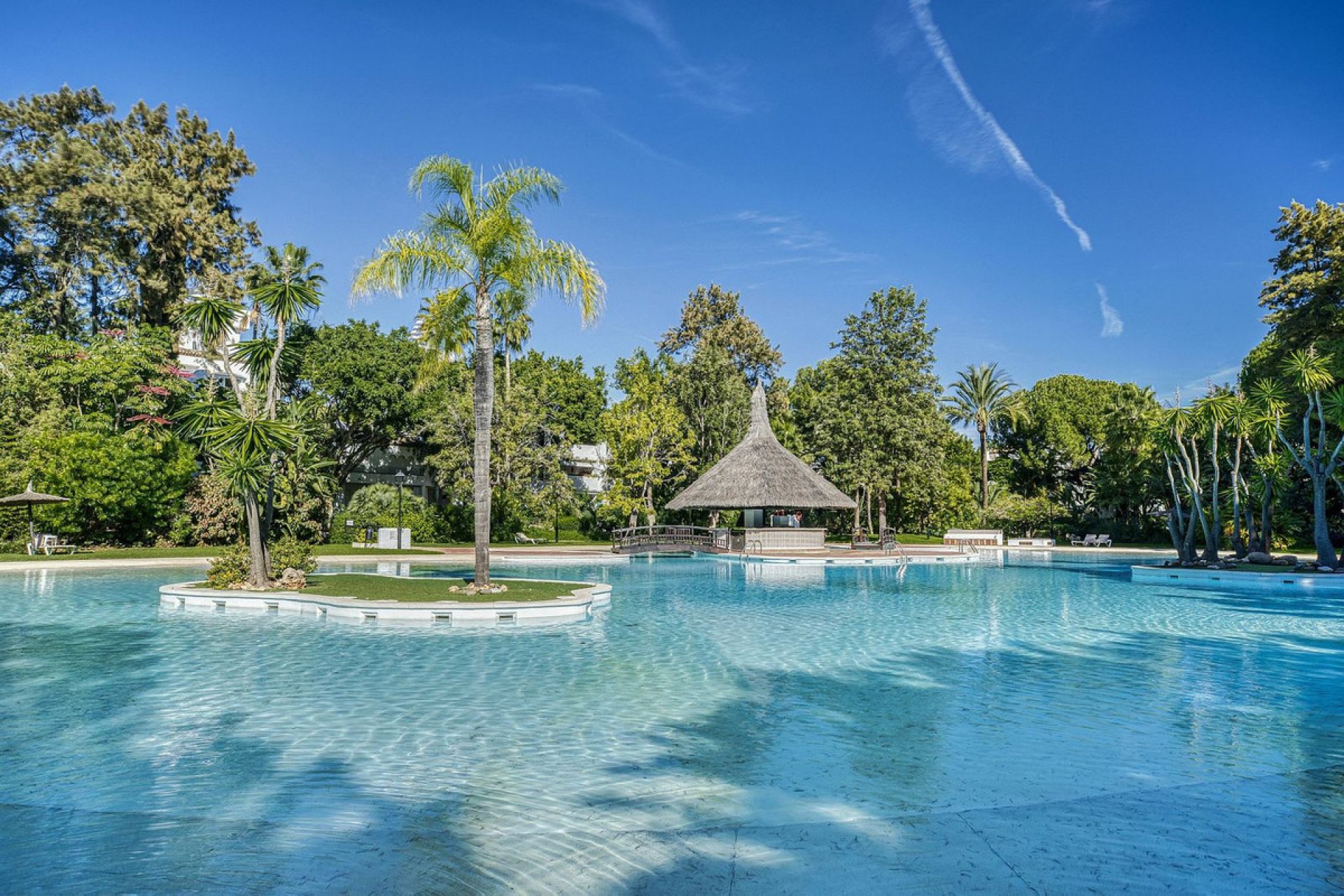 Resale - Apartment - Penthouse - Marbella - Guadalmina Baja