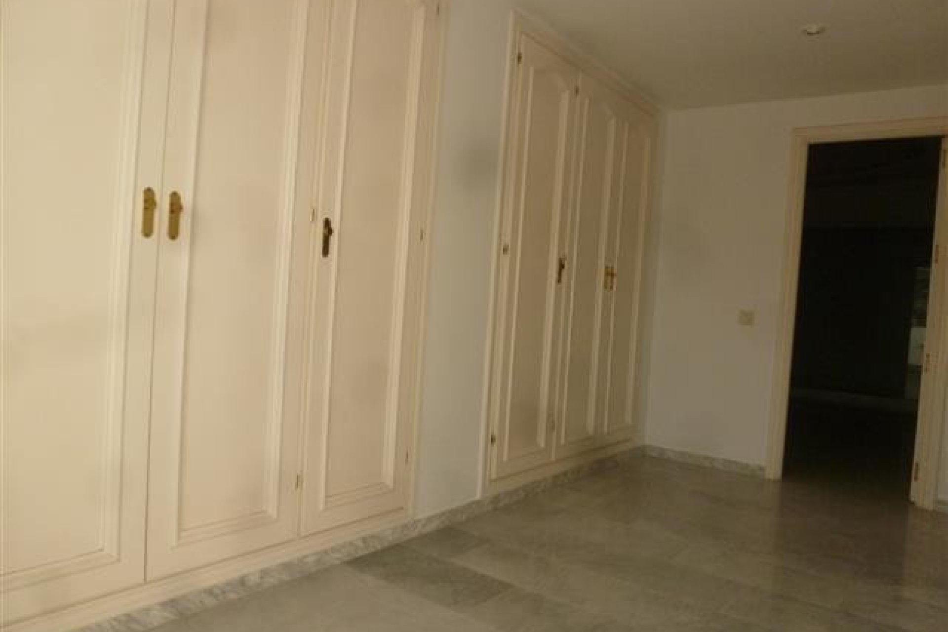 Resale - Apartment - Penthouse - Marbella - Guadalmina Baja