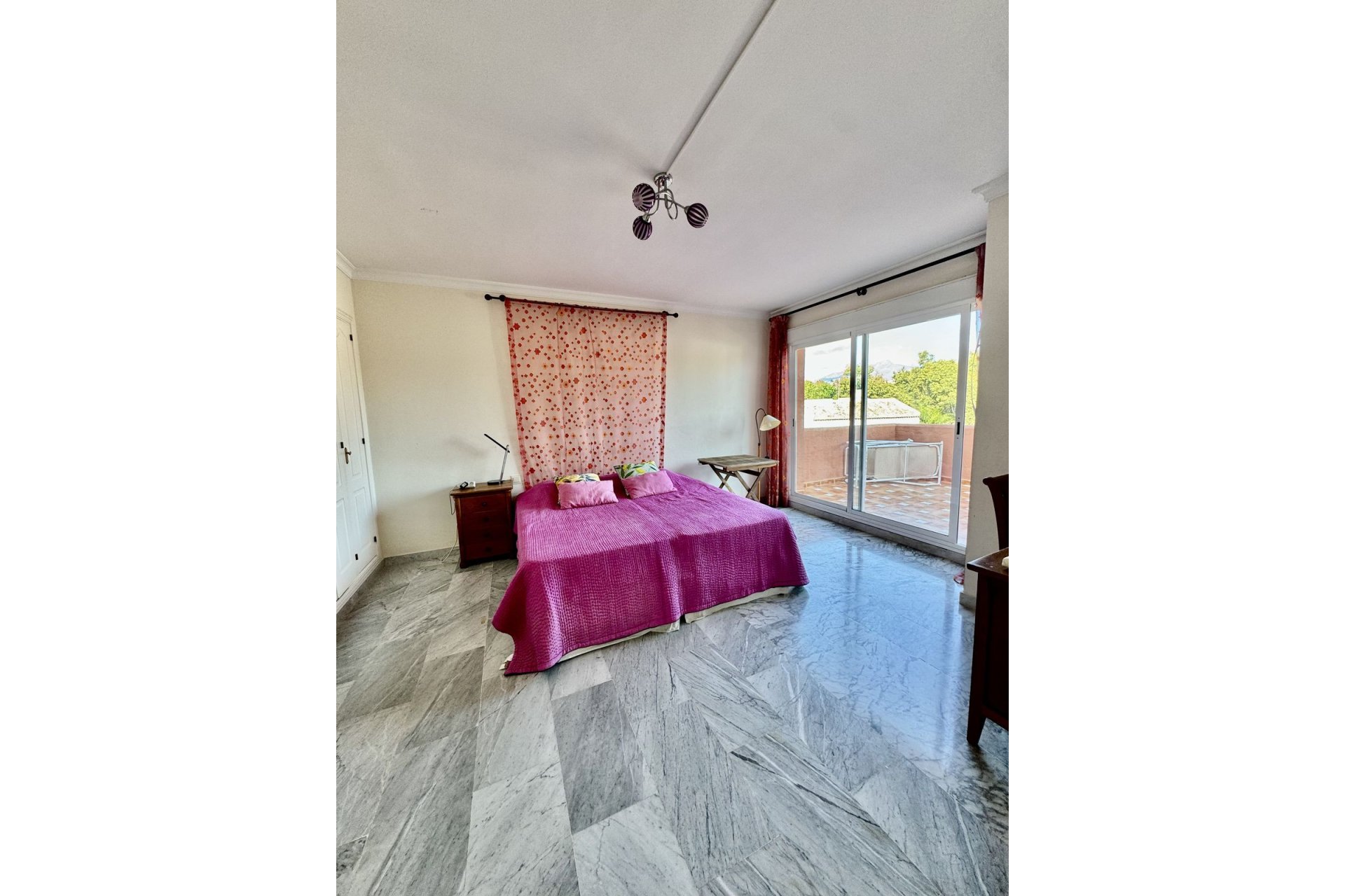 Resale - Apartment - Penthouse - Marbella - Guadalmina Baja