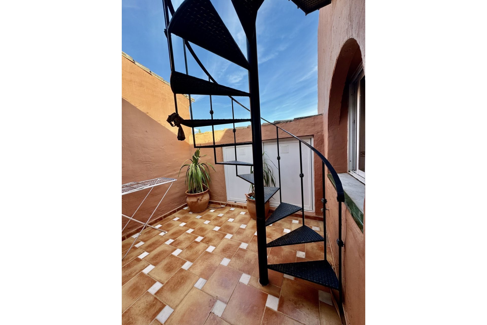 Resale - Apartment - Penthouse - Marbella - Guadalmina Baja