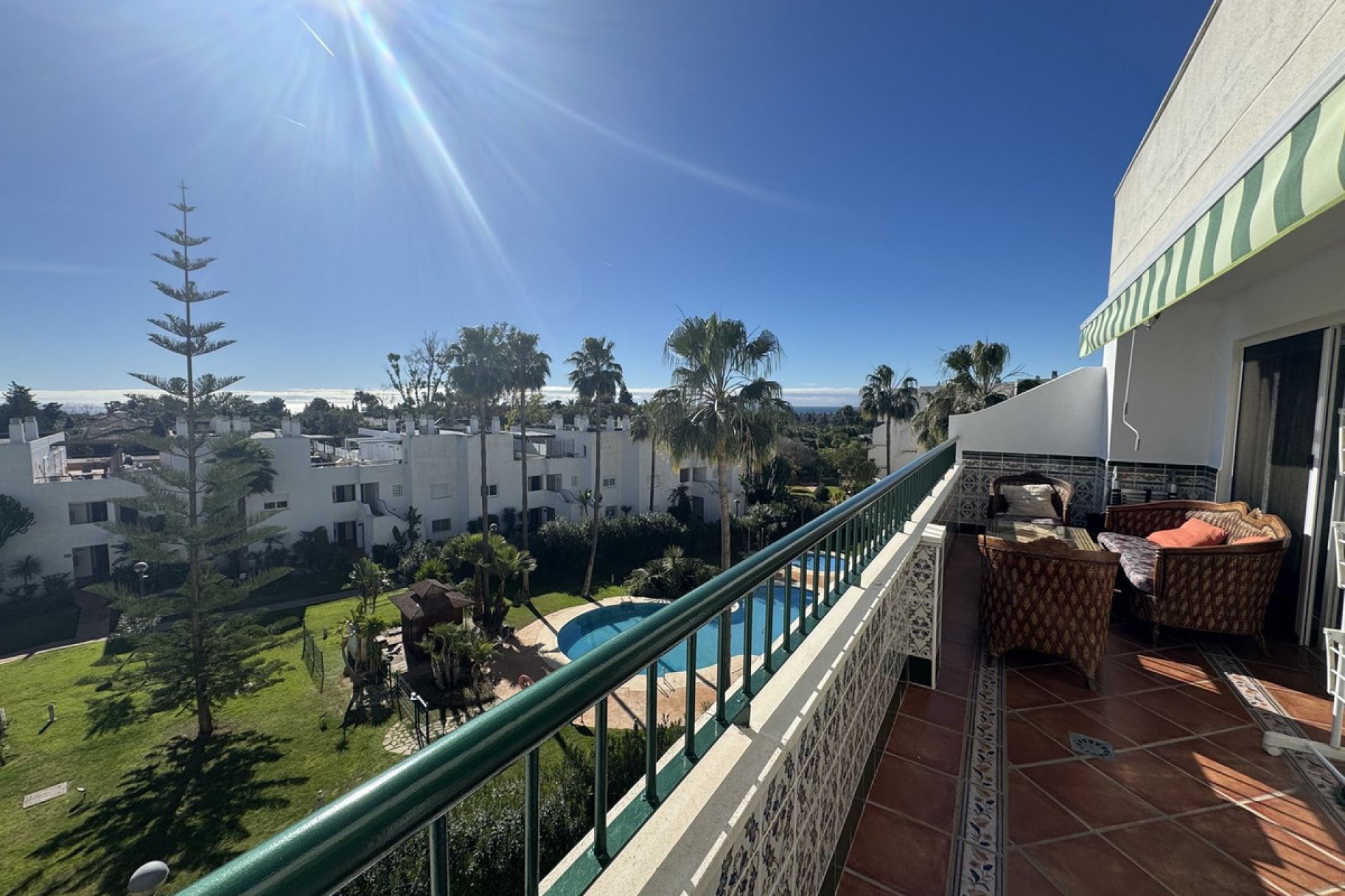 Resale - Apartment - Penthouse - Marbella - Guadalmina Baja