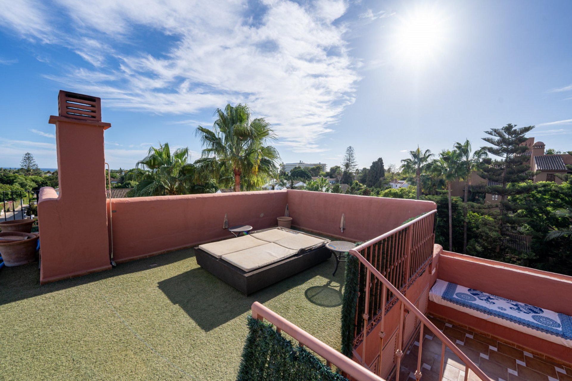 Resale - Apartment - Penthouse - Marbella - Guadalmina Baja