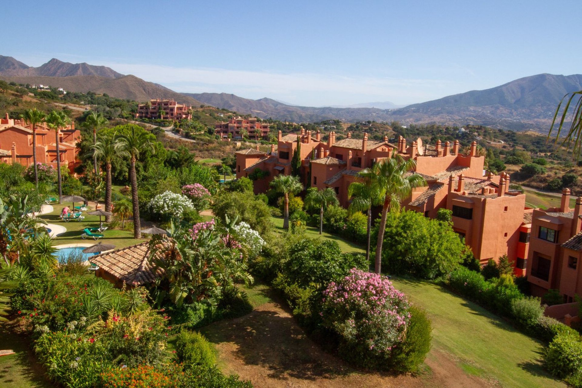 Resale - Apartment - Penthouse - Marbella - La Mairena