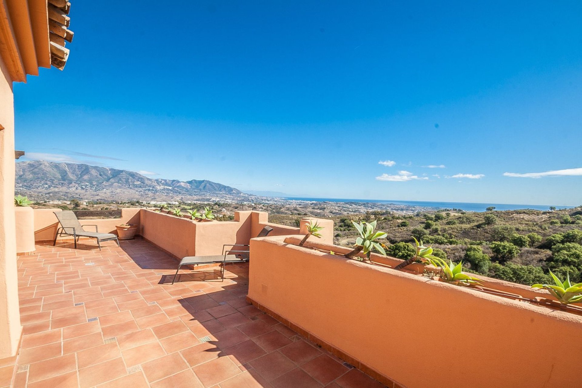 Resale - Apartment - Penthouse - Marbella - La Mairena