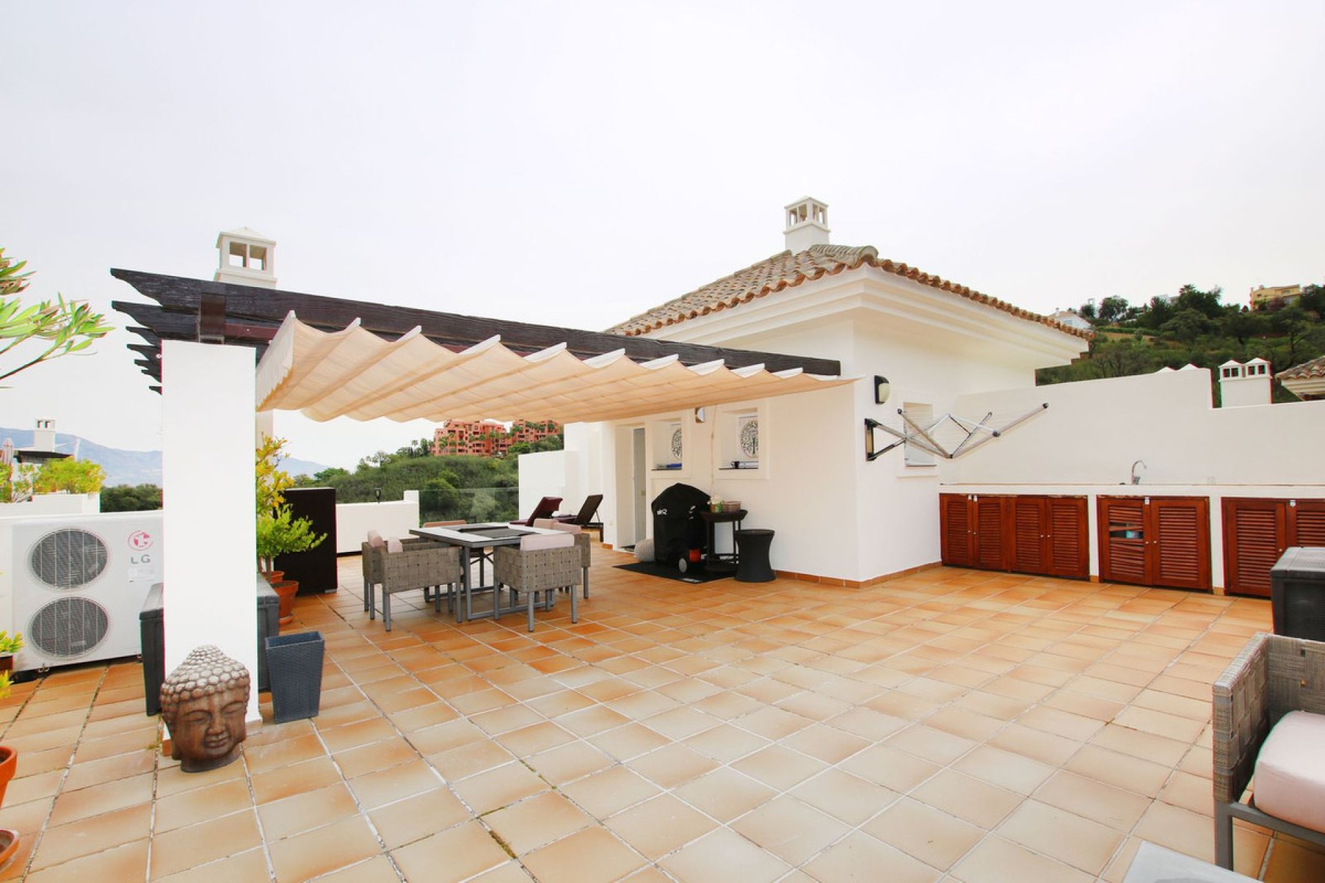 Resale - Apartment - Penthouse - Marbella - La Mairena