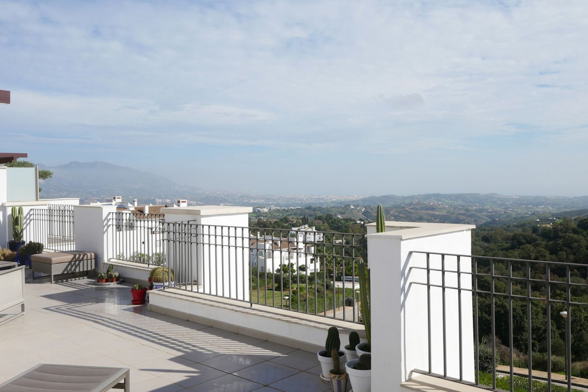 Resale - Apartment - Penthouse - Marbella - La Mairena