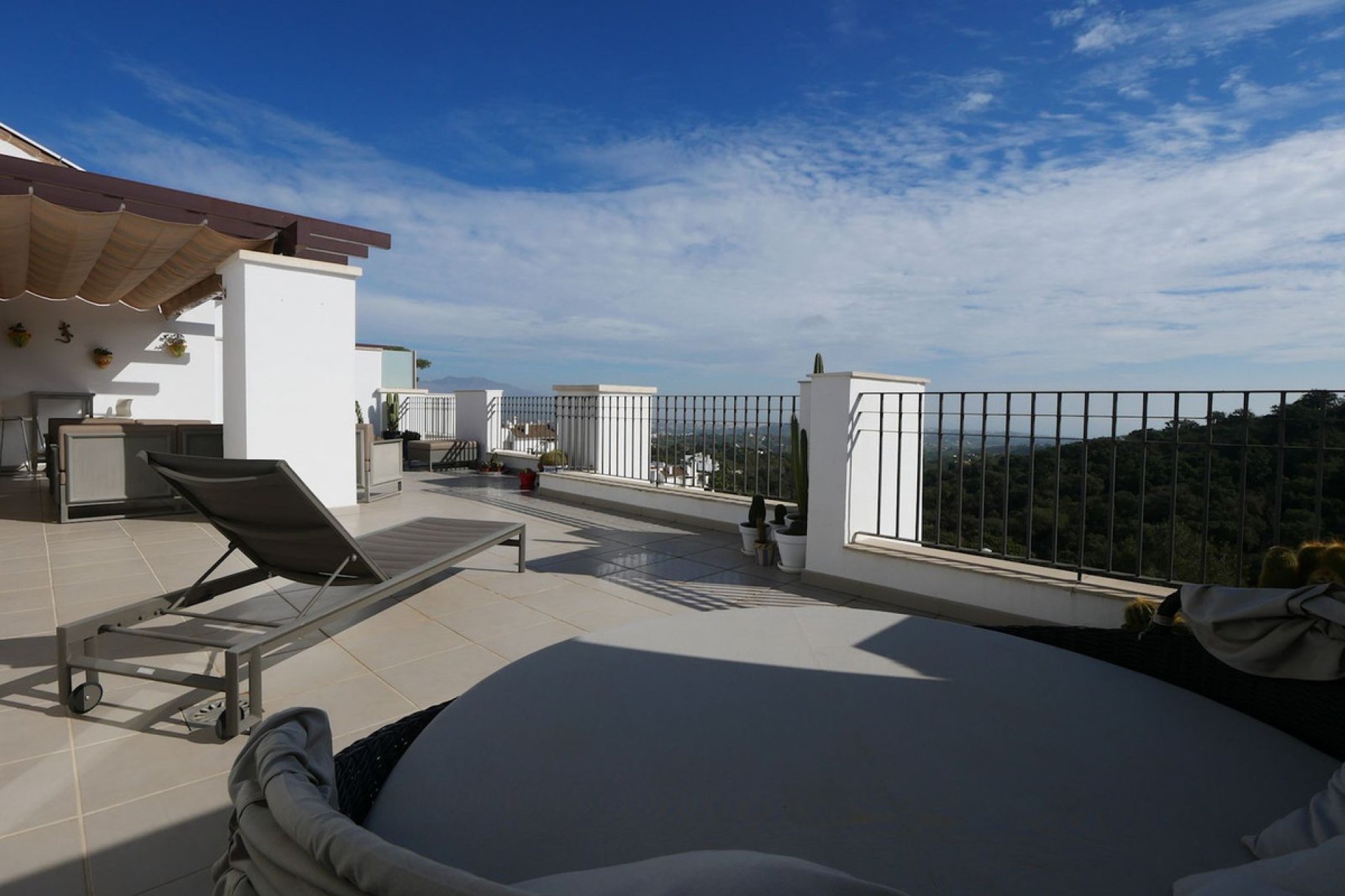 Resale - Apartment - Penthouse - Marbella - La Mairena