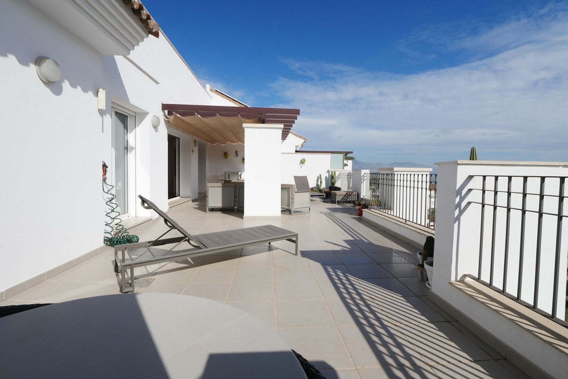 Resale - Apartment - Penthouse - Marbella - La Mairena