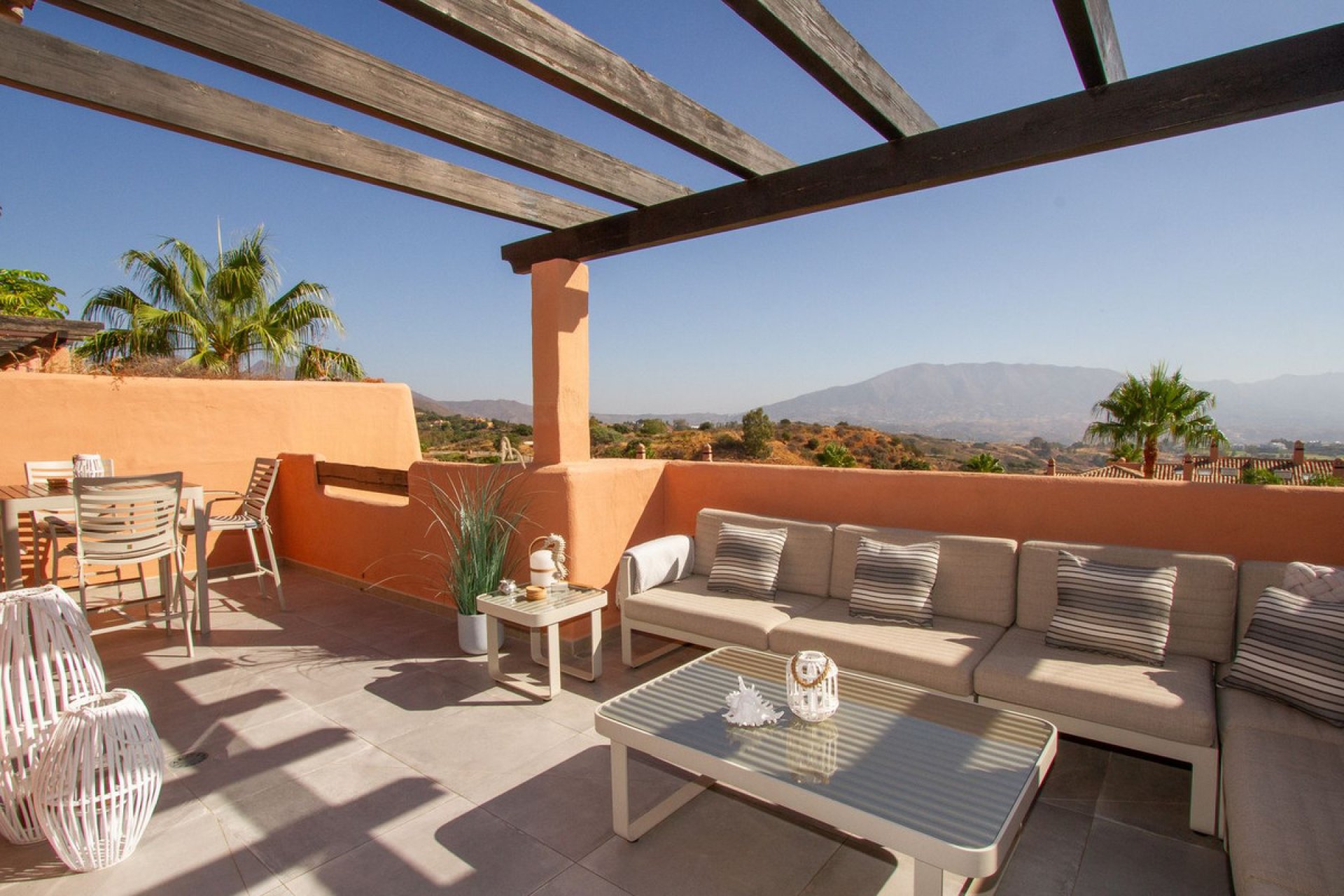 Resale - Apartment - Penthouse - Marbella - La Mairena