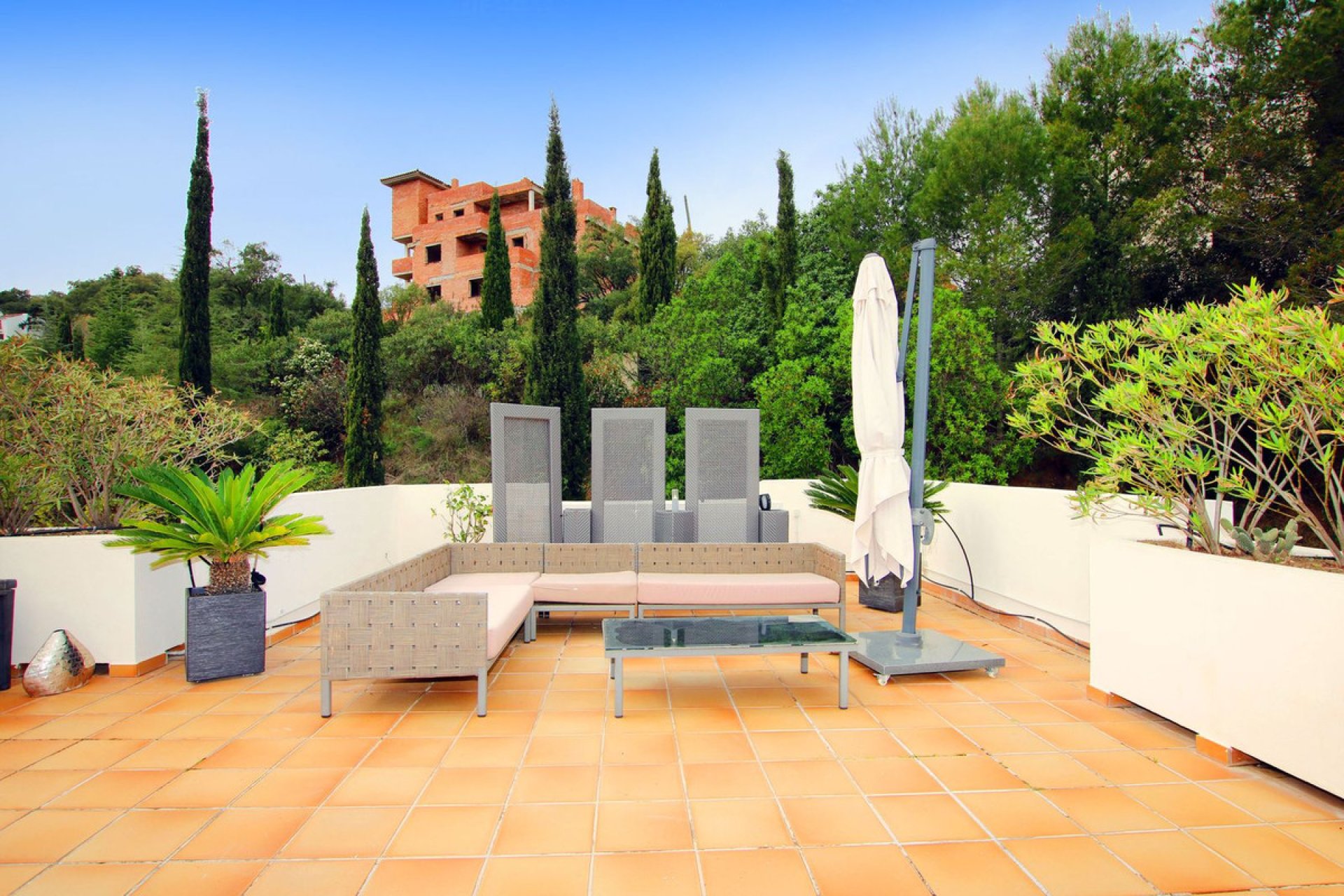 Resale - Apartment - Penthouse - Marbella - La Mairena