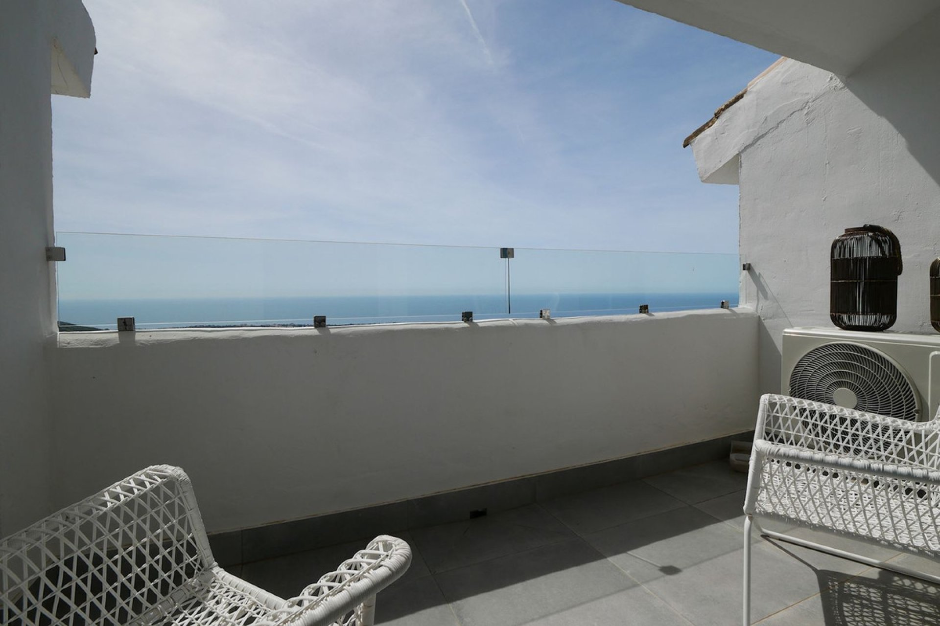 Resale - Apartment - Penthouse - Marbella - La Mairena