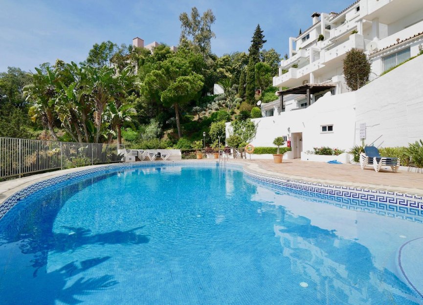 Resale - Apartment - Penthouse - Marbella - La Mairena