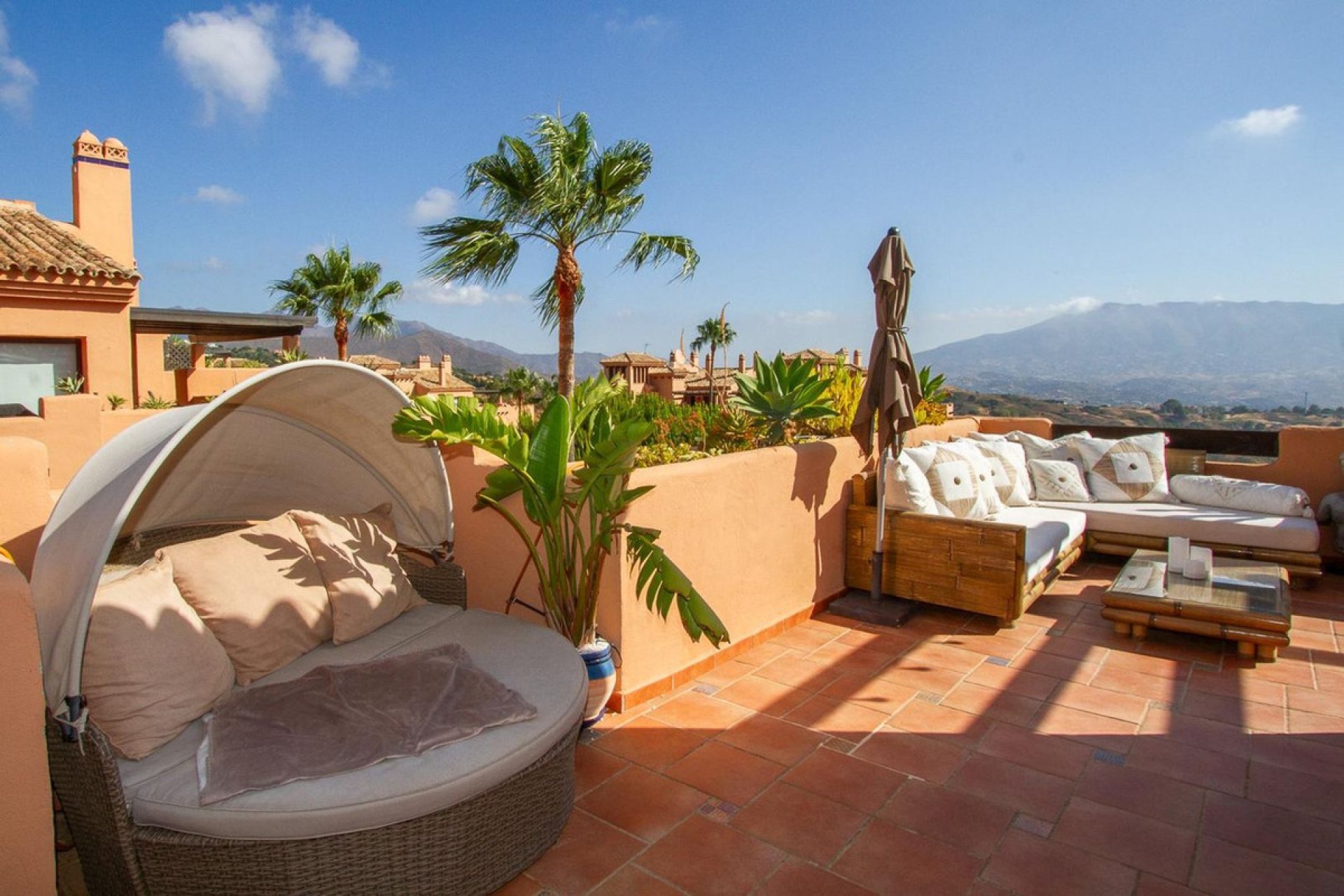 Resale - Apartment - Penthouse - Marbella - La Mairena