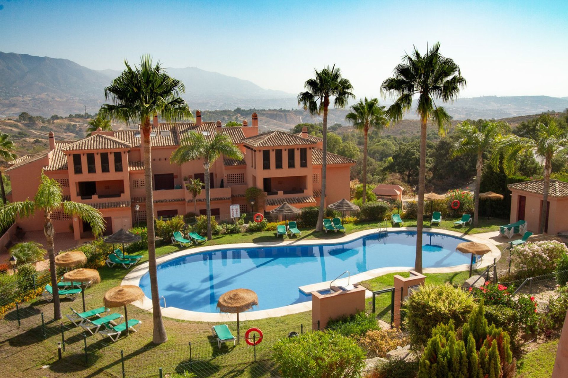 Resale - Apartment - Penthouse - Marbella - La Mairena