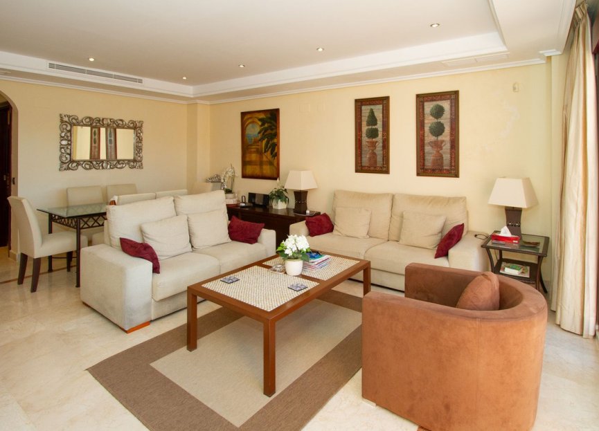 Resale - Apartment - Penthouse - Marbella - La Mairena