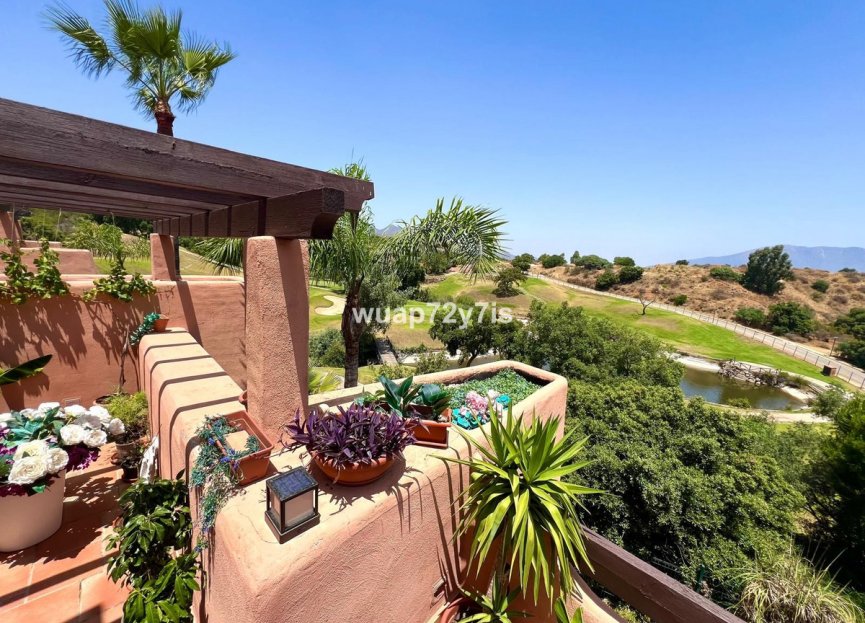 Resale - Apartment - Penthouse - Marbella - La Mairena