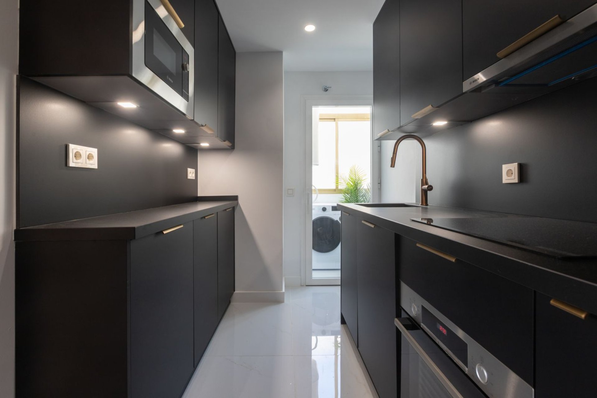 Resale - Apartment - Penthouse - Marbella - Marbella Centro