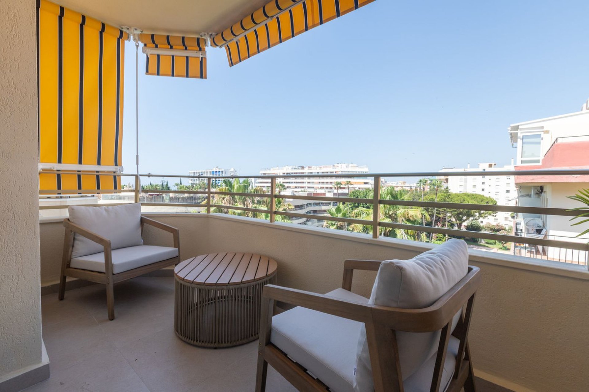 Resale - Apartment - Penthouse - Marbella - Marbella Centro