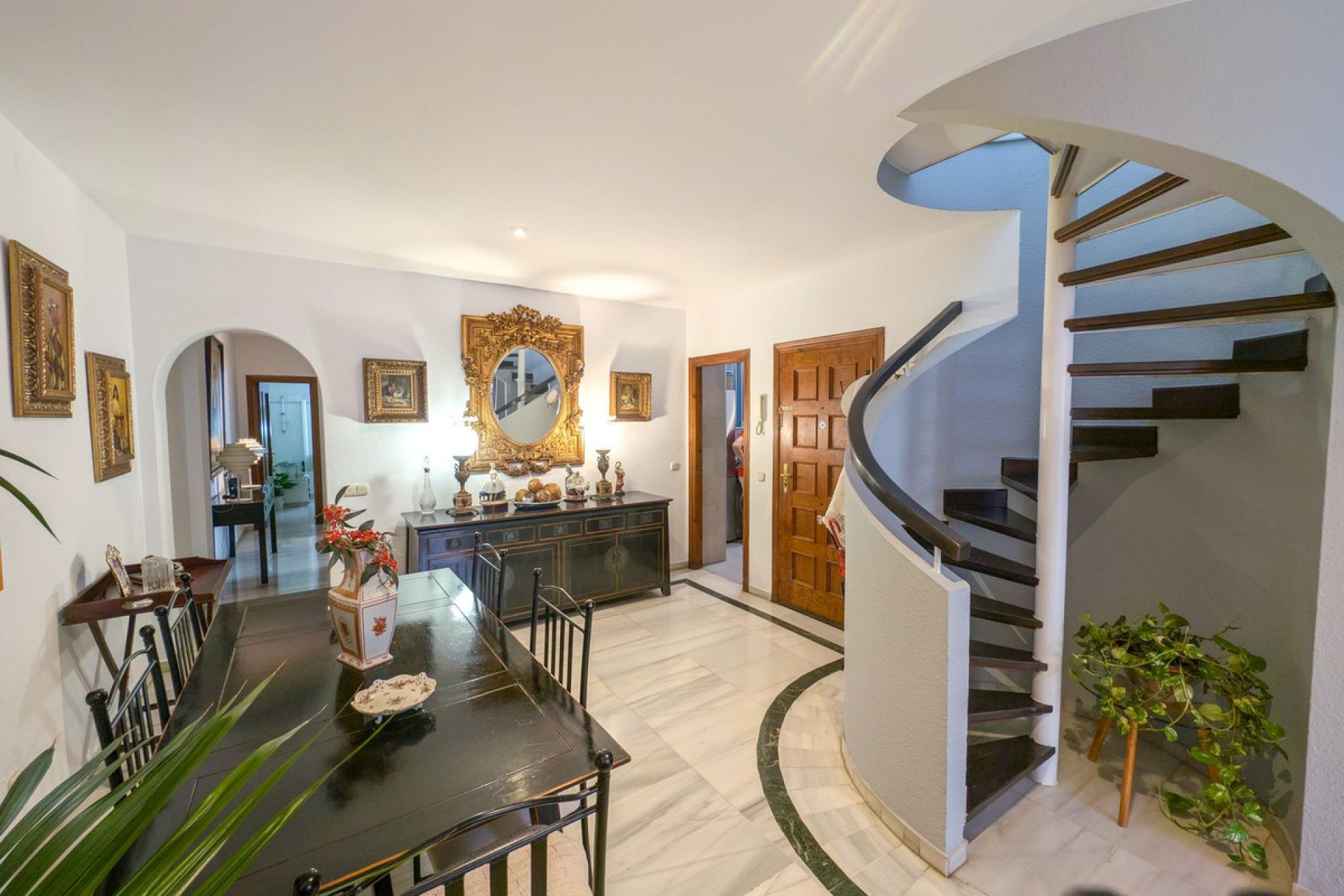 Resale - Apartment - Penthouse - Marbella - Marbella Centro