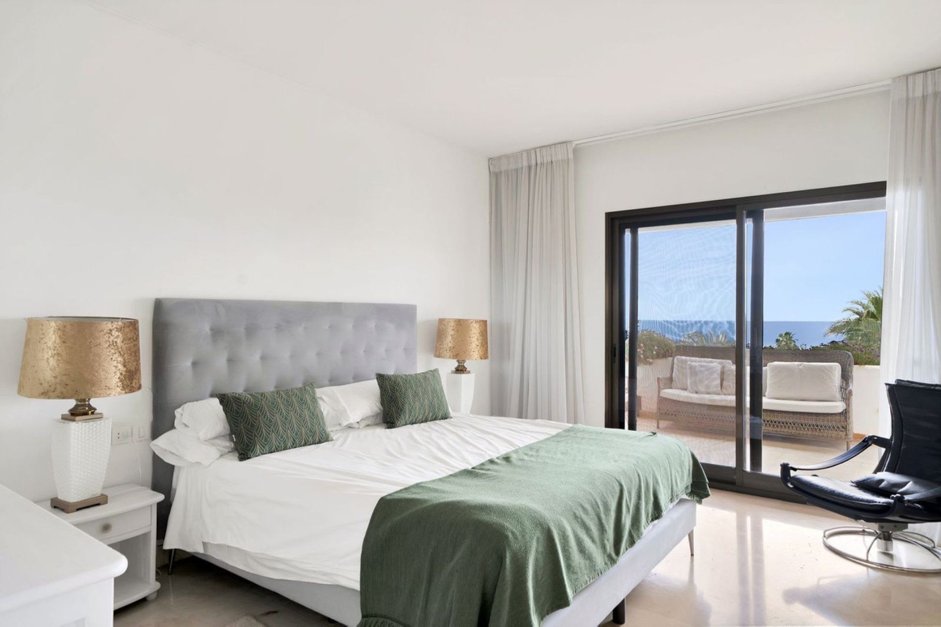 Resale - Apartment - Penthouse - Marbella - Marbella Centro