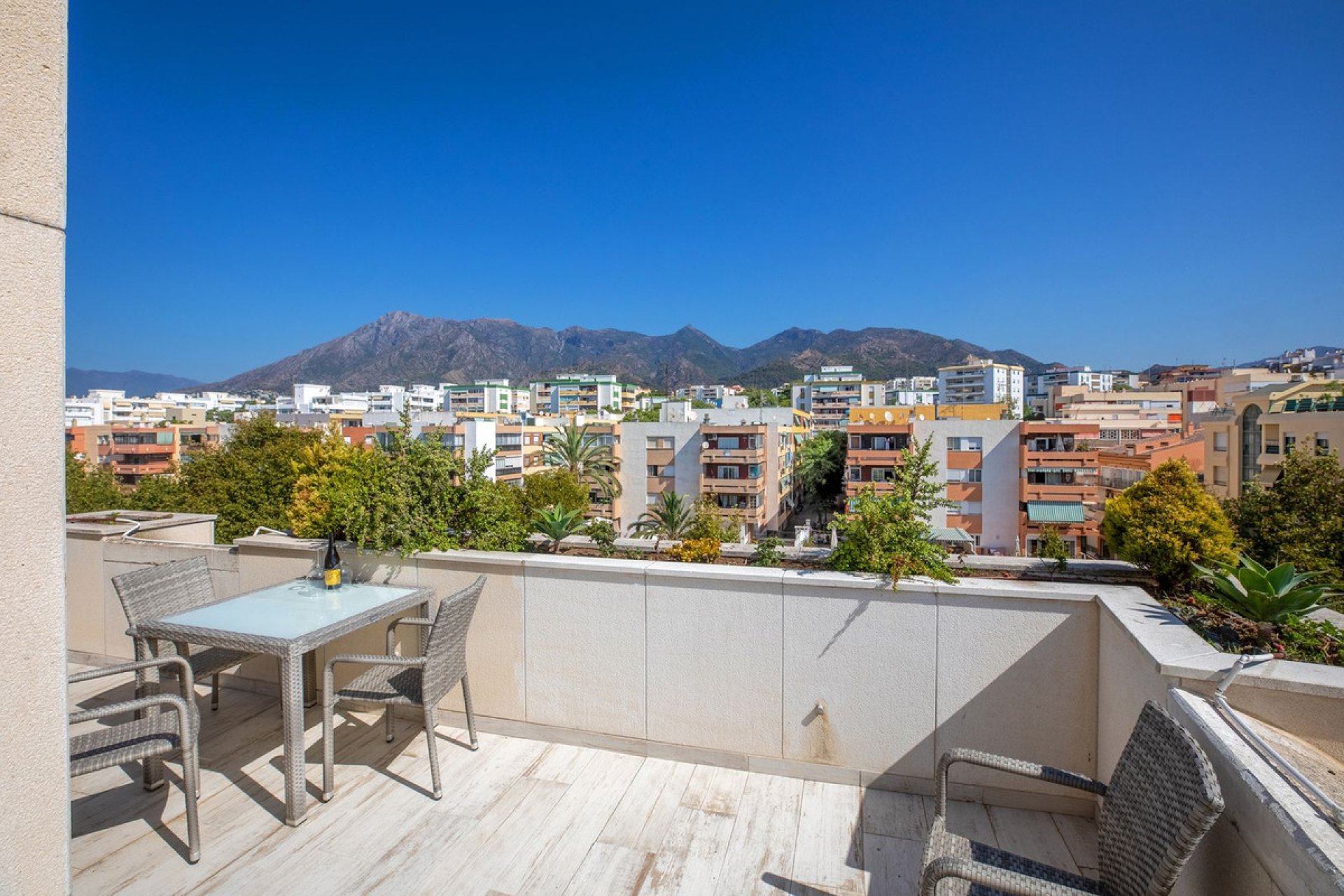 Resale - Apartment - Penthouse - Marbella - Marbella Centro