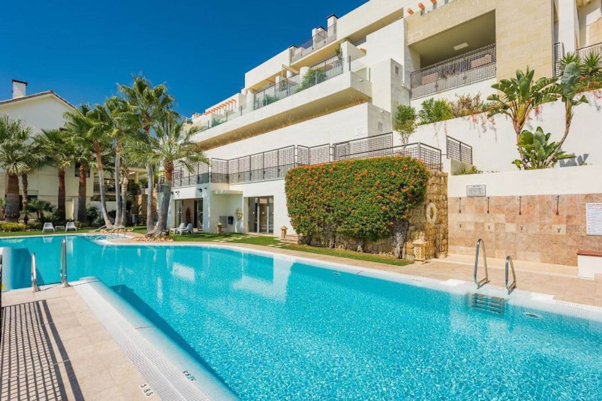 Resale - Apartment - Penthouse - Marbella - Marbella Centro