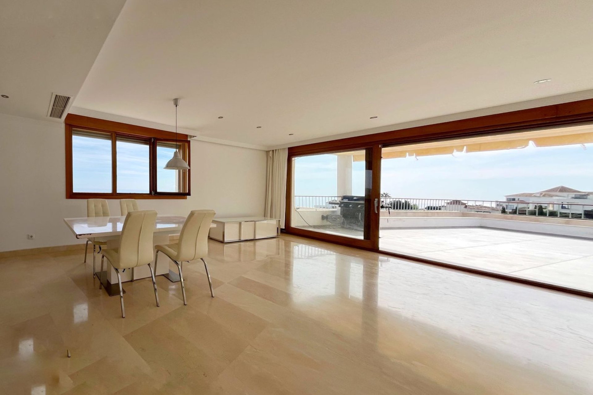 Resale - Apartment - Penthouse - Marbella - Marbella Centro