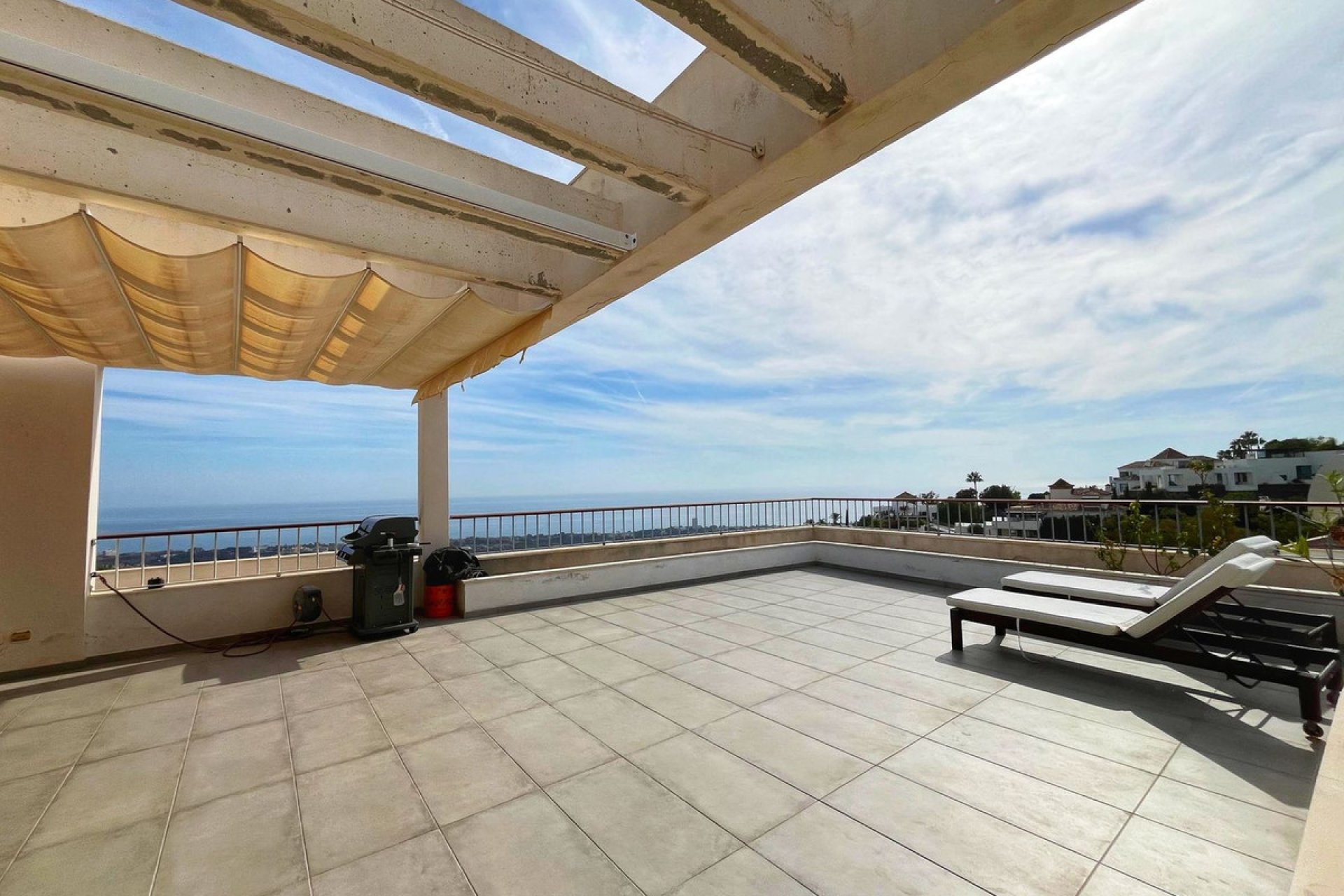 Resale - Apartment - Penthouse - Marbella - Marbella Centro